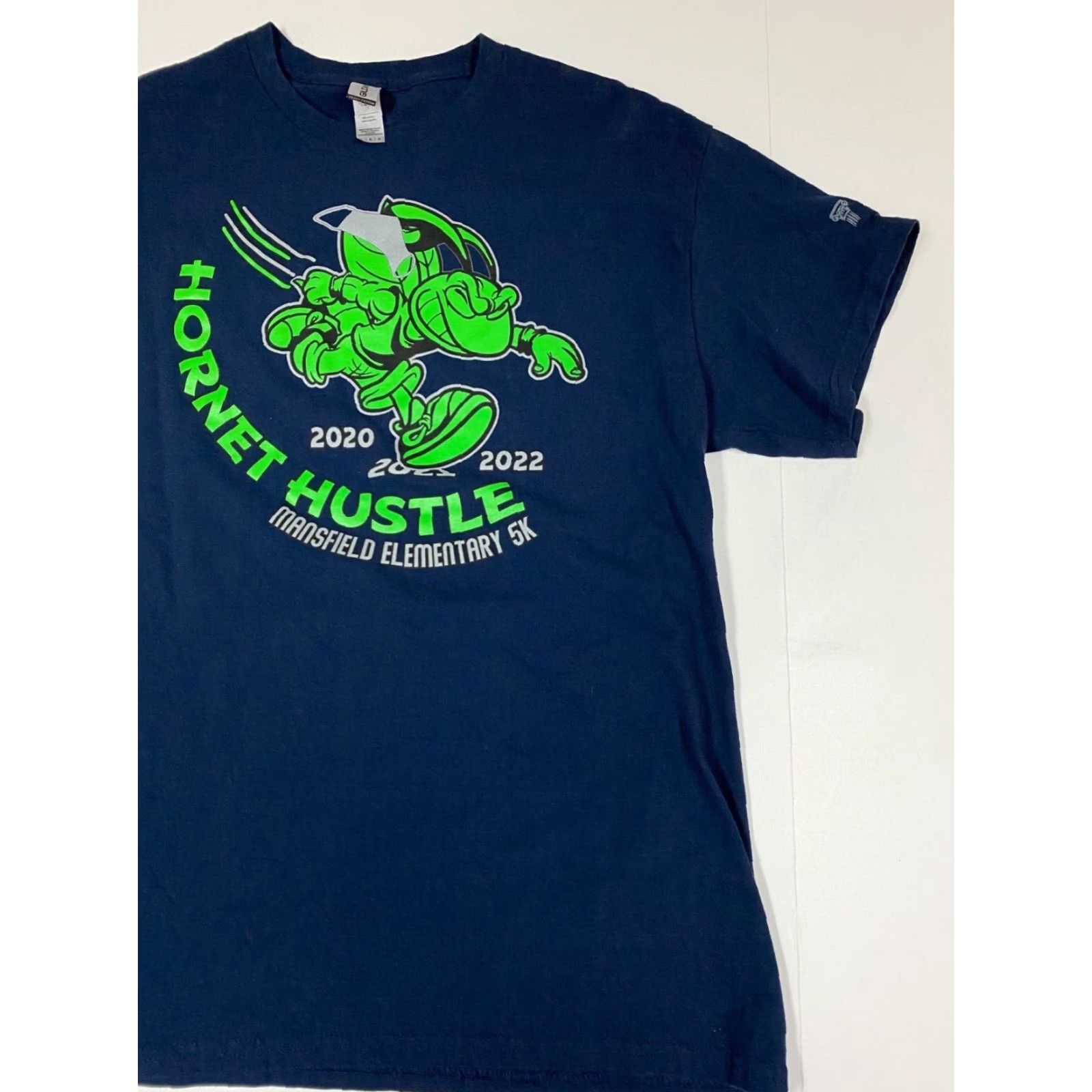 Gildan Gildan Hornets Shirt Mens Large Blue Crew Neck Short Sleeve Logo California Classic Hustle Size US L / EU 52-54 / 3 - 3 Thumbnail