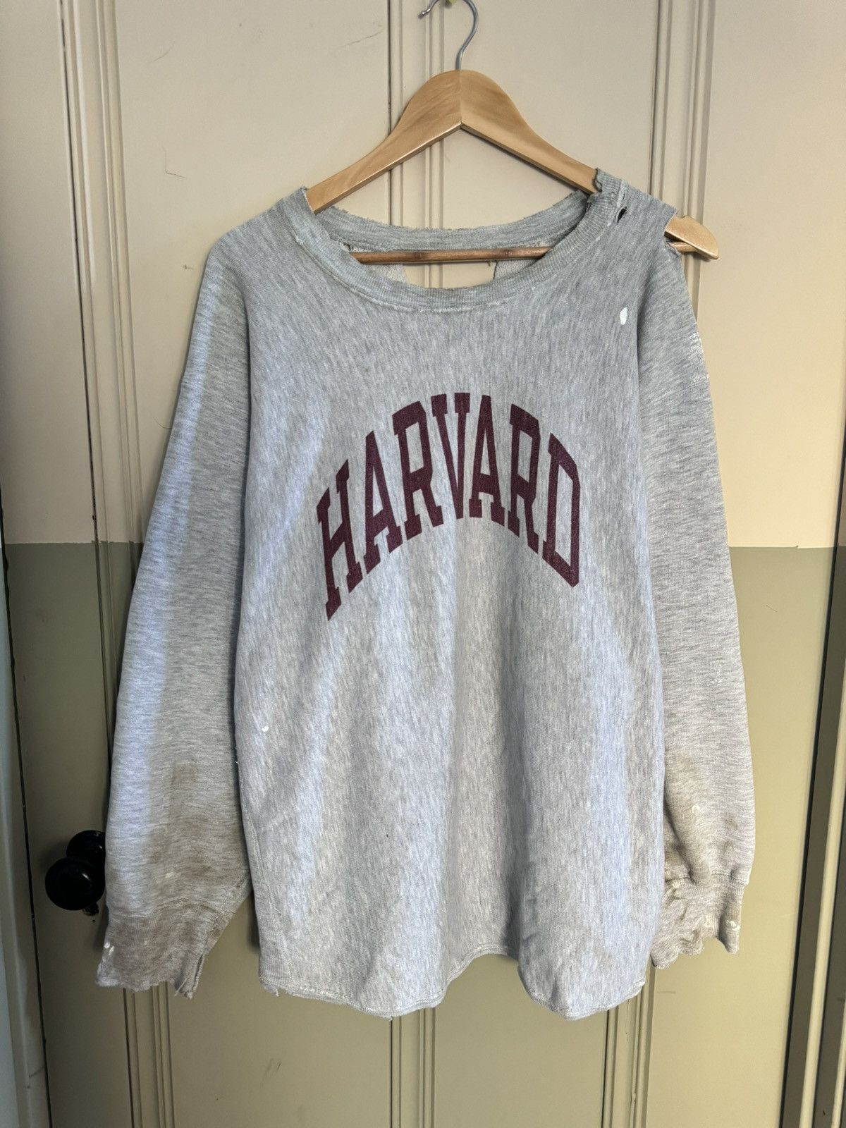 Champion VINTAGE CHAMPION REVERSE WEAVE HARVARD SWEATSHIRT THRASHED Size US XL / EU 56 / 4 - 1 Thumbnail