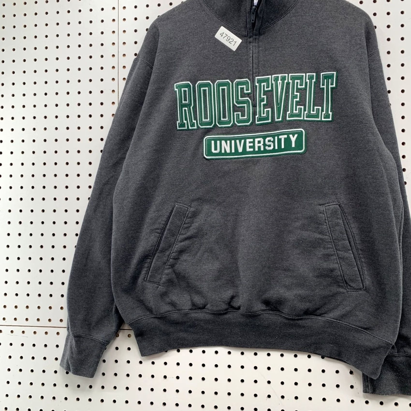 Champion Nike Roosevelt University Sweatshirt Mens L Gray Embroidered 1/4 Zip Pullover Crew Neck Cotton Fleece University Theme Mens Size US L / EU 52-54 / 3 - 5 Thumbnail