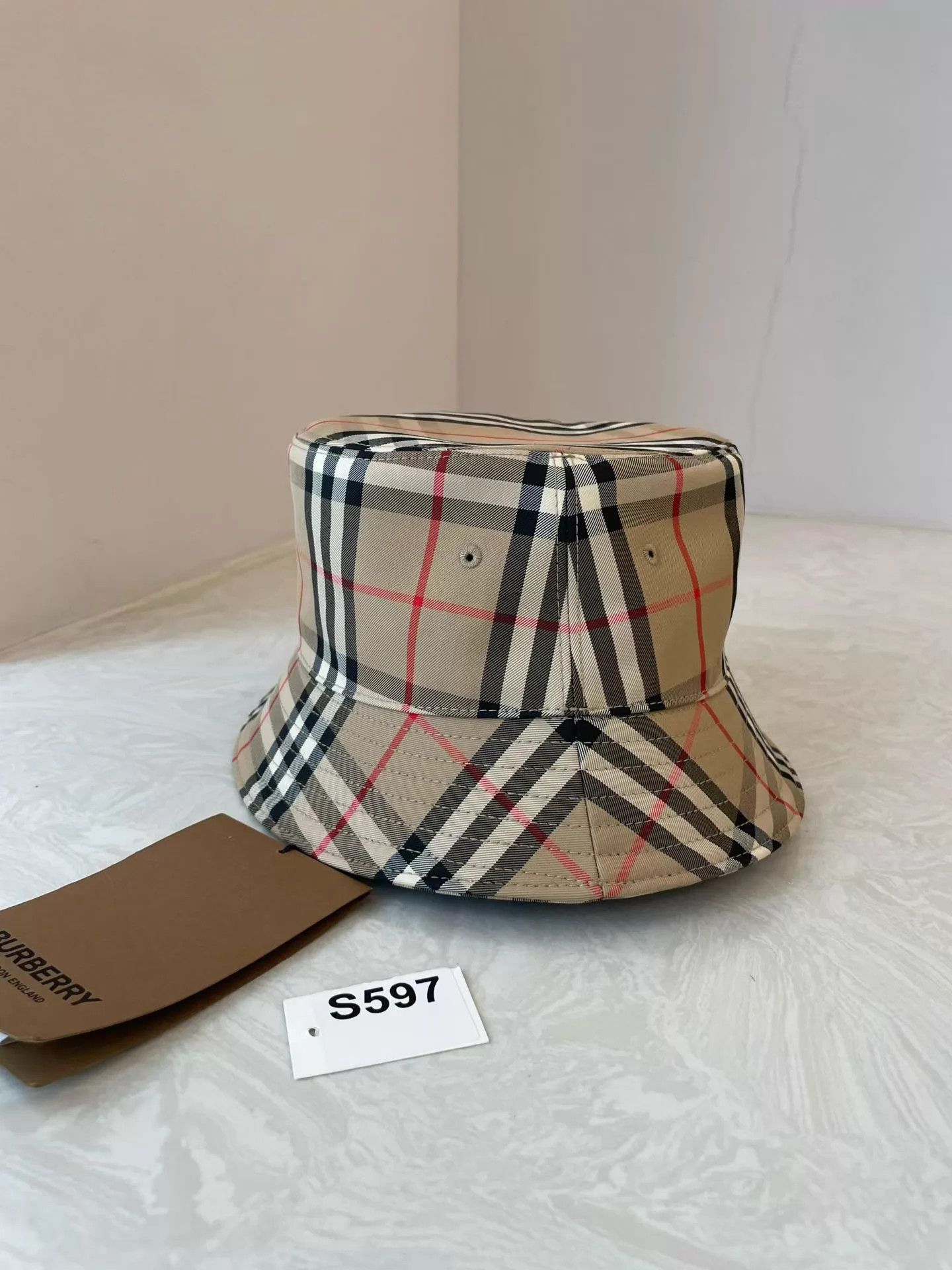 Burberry Burberry Fisherman Hat New with Tags M Size ONE SIZE - 2 Thumbnail