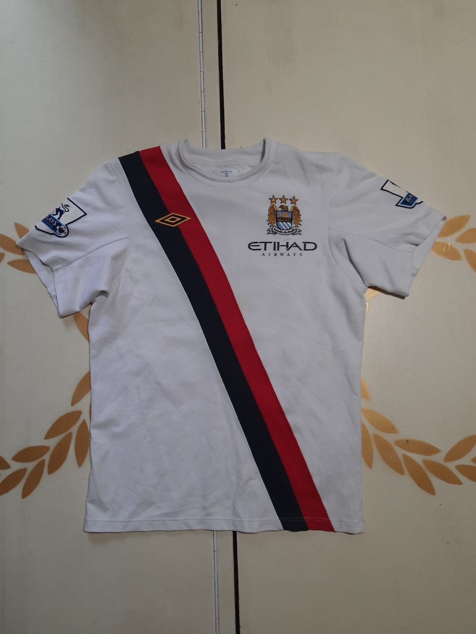 Umbro Umbro Manchester City Jersey 32 Tevez 2009-2011 size 152 cm Size US XXS / EU 40 - 2 Thumbnail