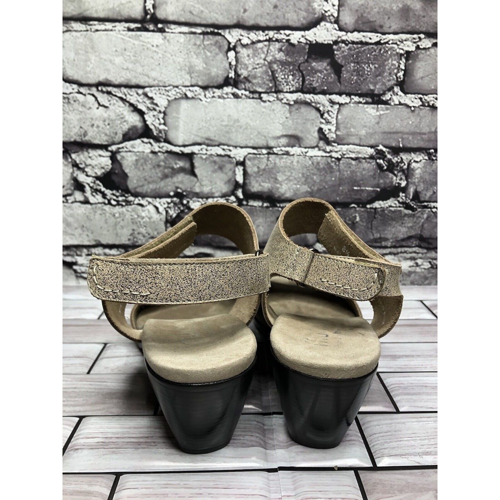 Other Munro American Taupe Shimmer Leather Strap Casual Heels Wom Size US 8.5 / IT 38.5 - 4 Thumbnail