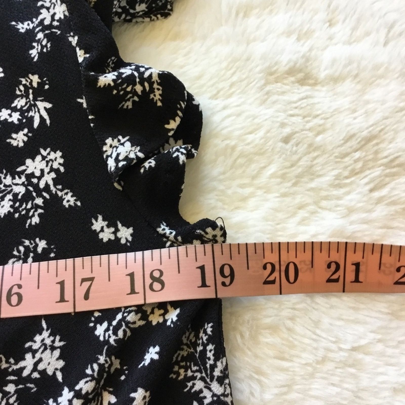 Mango MNG Black Ruffle Cap Sleeve Floral Mini Dress Size M / US 6-8 / IT 42-44 - 12 Thumbnail