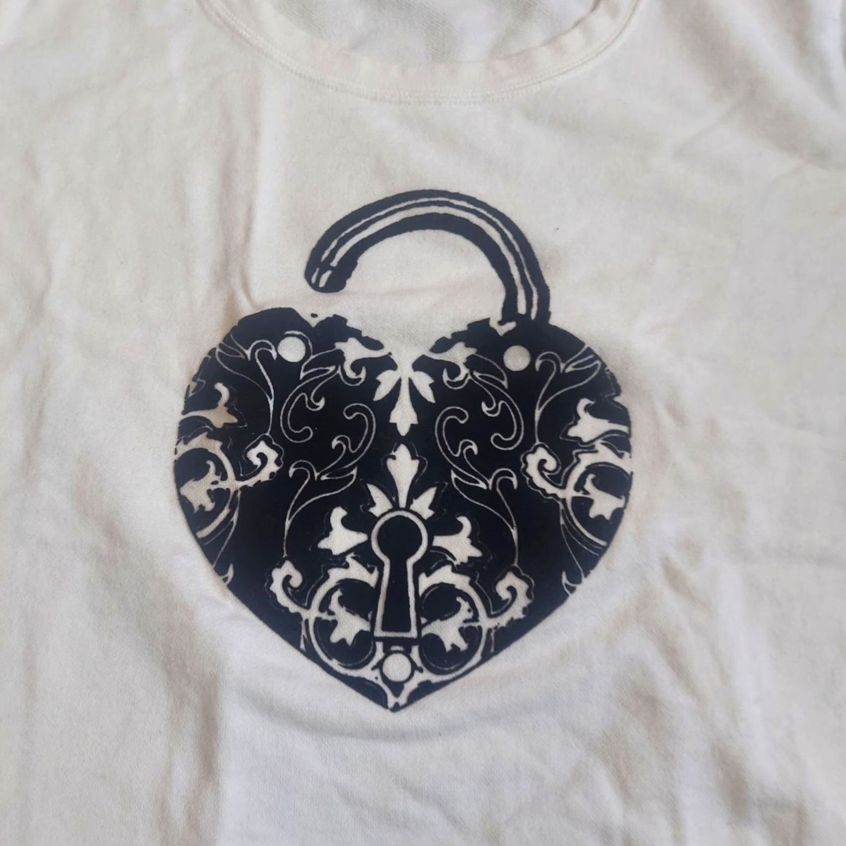 Vintage Style & Co. Sport Women's The Essential Heart Unlocked Print Sweatshirt XL White Cotton Pullover Long Sleeve Round Neck Gym & Training Womens Size XL / US 12-14 / IT 48-50 - 7 Thumbnail