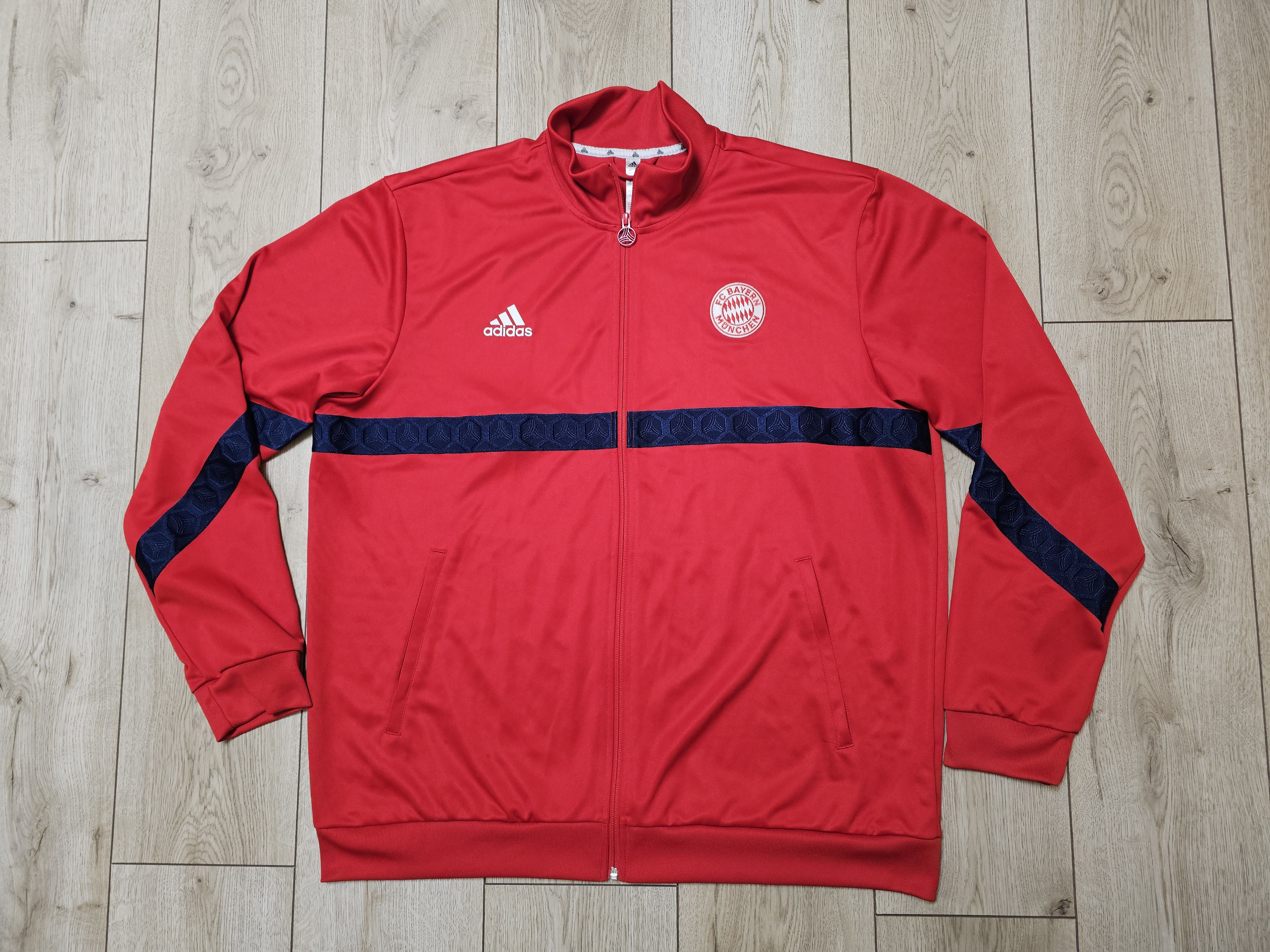 Adidas BAYERN MUNICH 2019 FOOTBALL JACKET SOCCER TRAINING JACKET Size US XXL / EU 58 / 5 - 1 Thumbnail