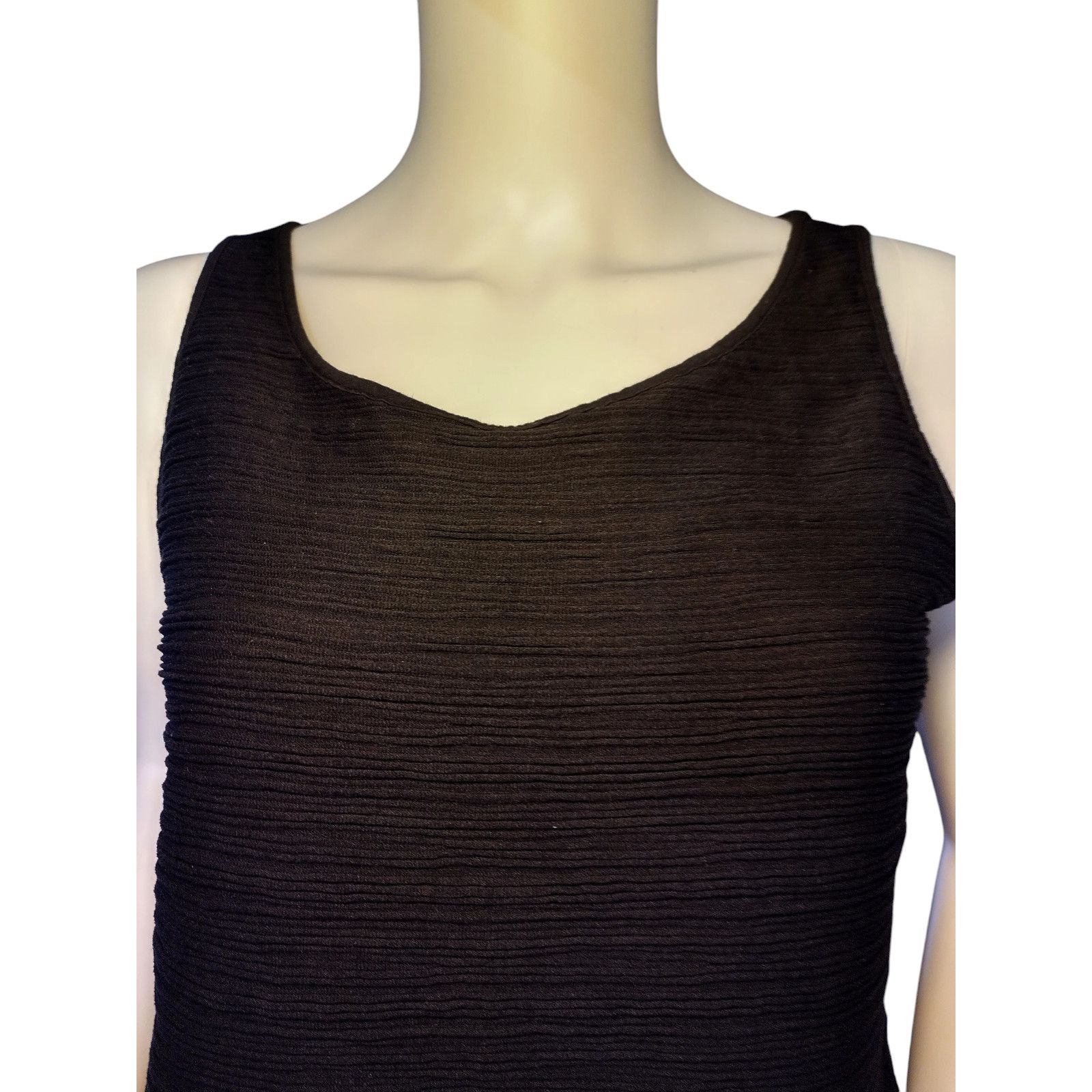 Ann Taylor Ann Taylor Womens Pullover Scoop neck Tank Black Sz Small Size S / US 4 / IT 40 - 1 Thumbnail