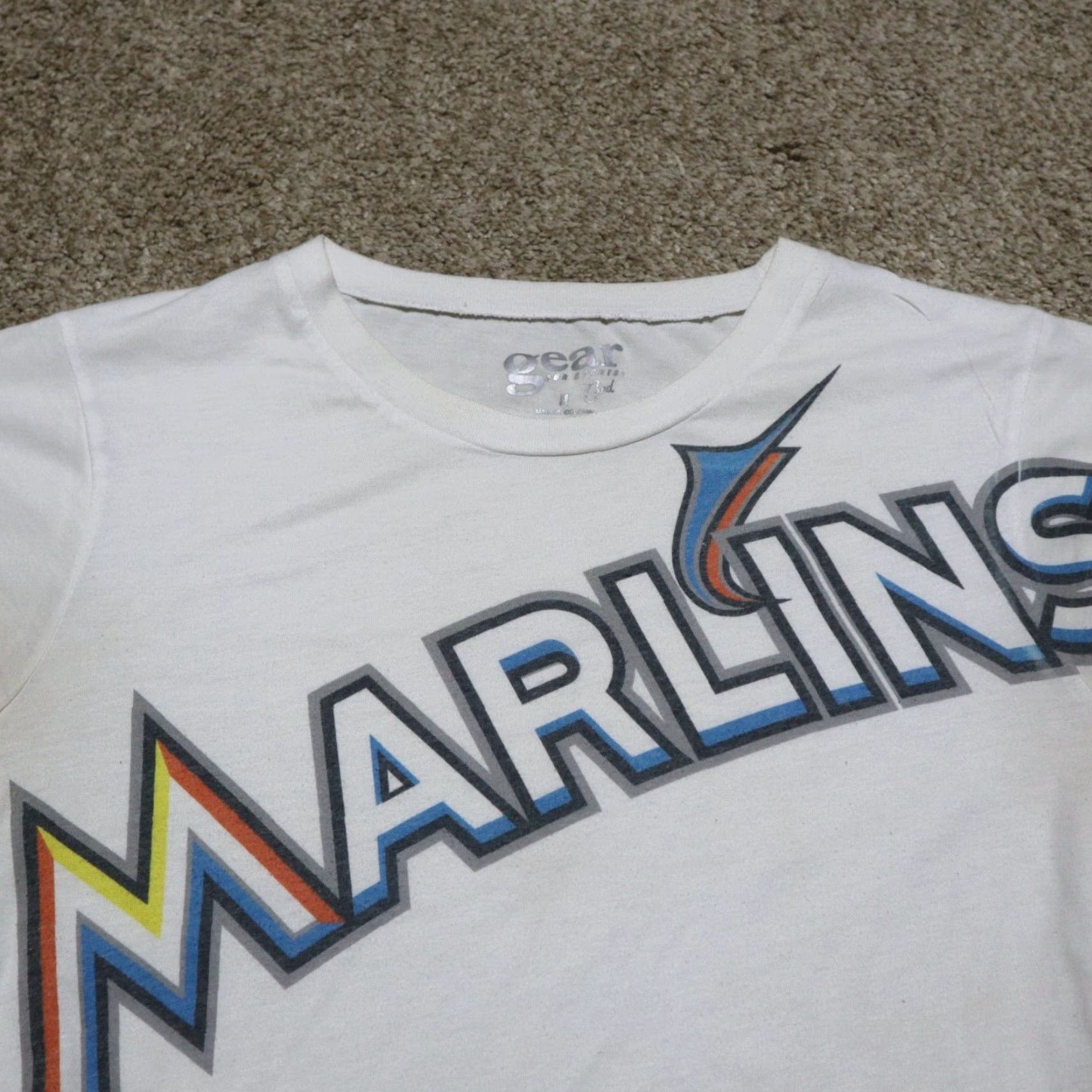 Vintage VINTAGE Miami Marlins Women’s T-Shirt Adult Medium White Baseball Logo Short Sleeve Sports Size M / US 6-8 / IT 42-44 - 2 Thumbnail