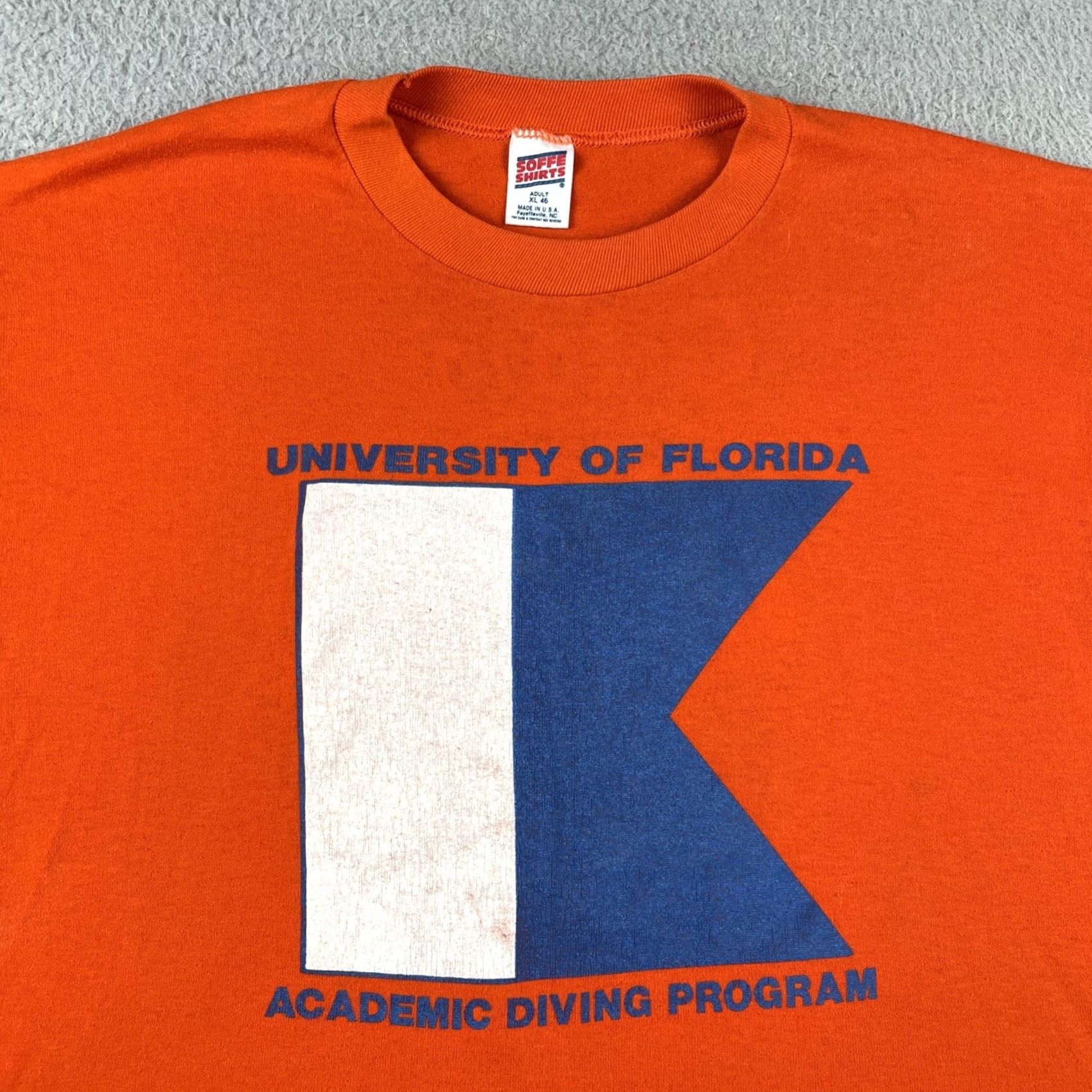 Soffe VINTAGE Soffe Shirt XL Crew Neck T-Shirt University Of Florida Gators USA Orange 90s 80s College Golf Coastal Ocean Mens Size US XL / EU 56 / 4 - 4 Thumbnail