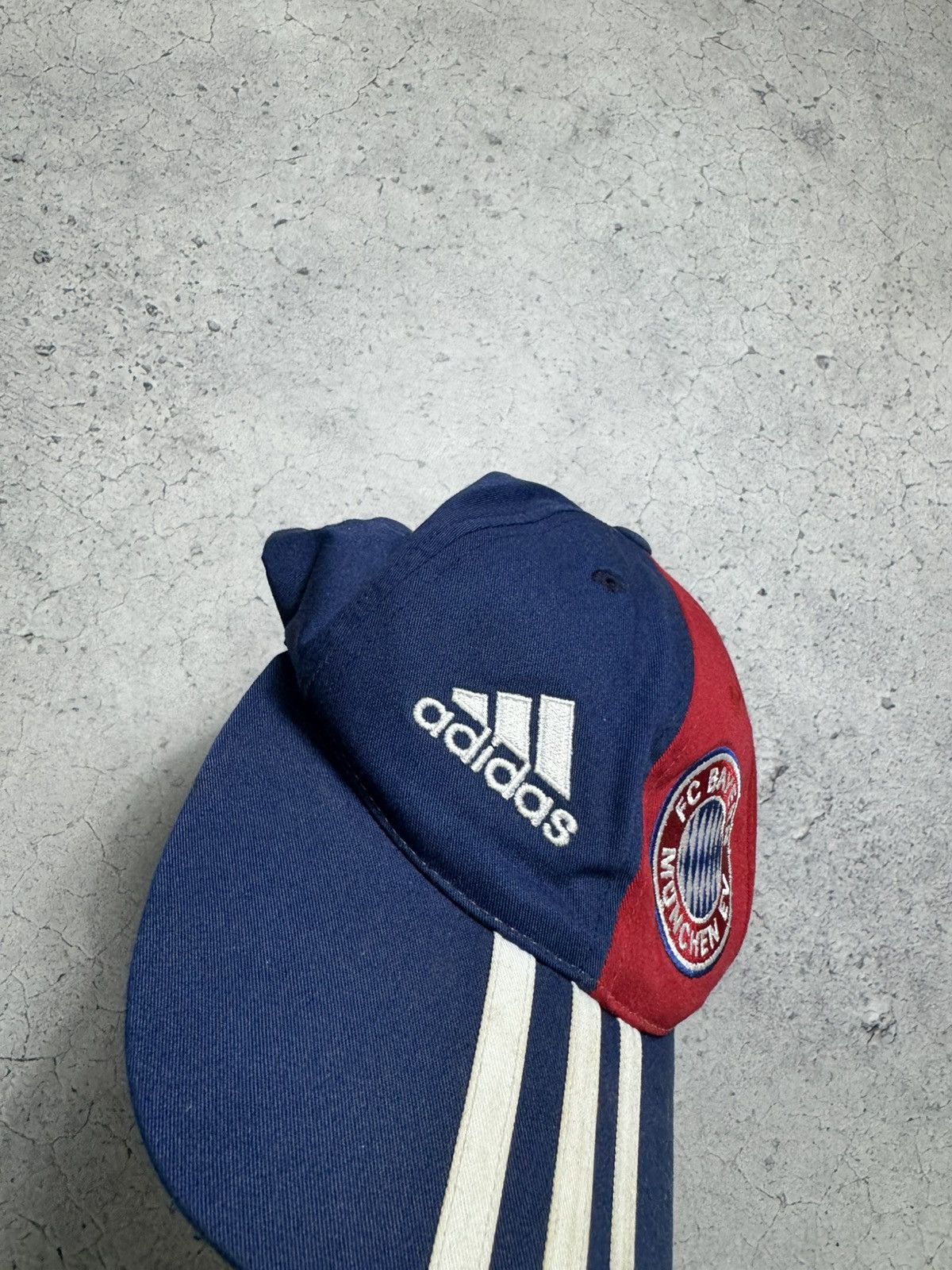 Adidas Vintage Adidas Bayern Munich Cap Soccer Big Logo Y2K Rare Size ONE SIZE - 5 Thumbnail