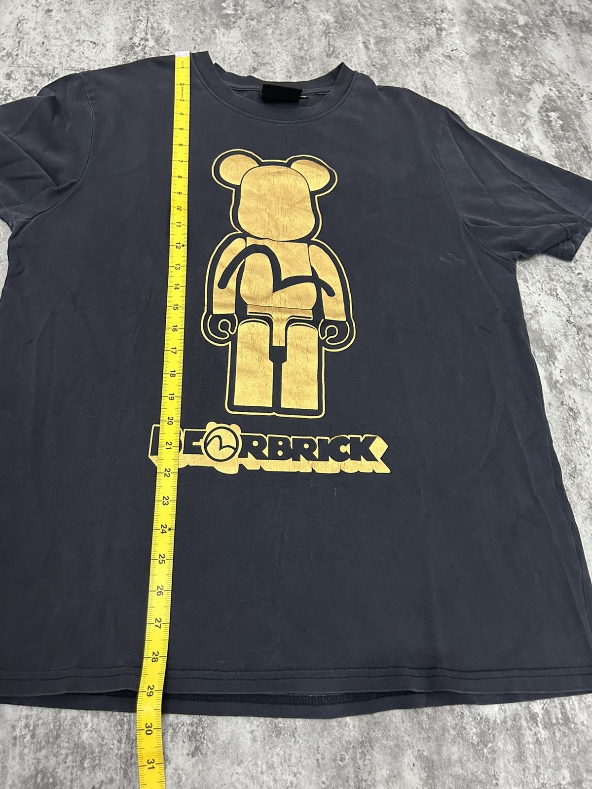 Evisu × Japanese Brand × Medicom Toy Evisu X Bearbrick Tshirt Size US XL / EU 56 / 4 - 11 Thumbnail