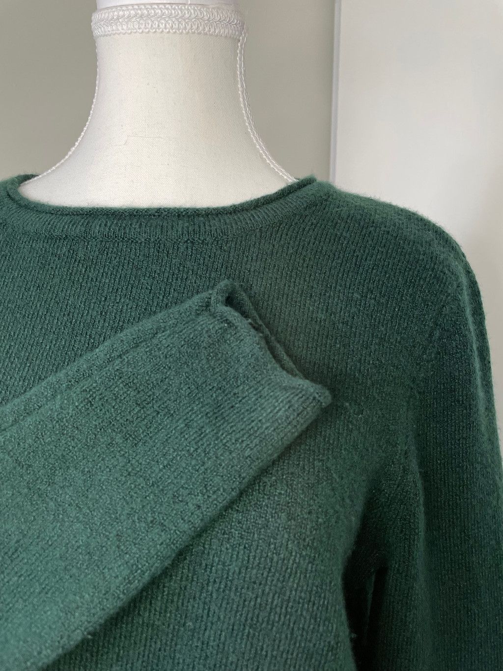 Calvin Klein Calvin Klein Crewneck Stretchy Forest Green Sweater S Size S / US 4 / IT 40 - 3 Thumbnail