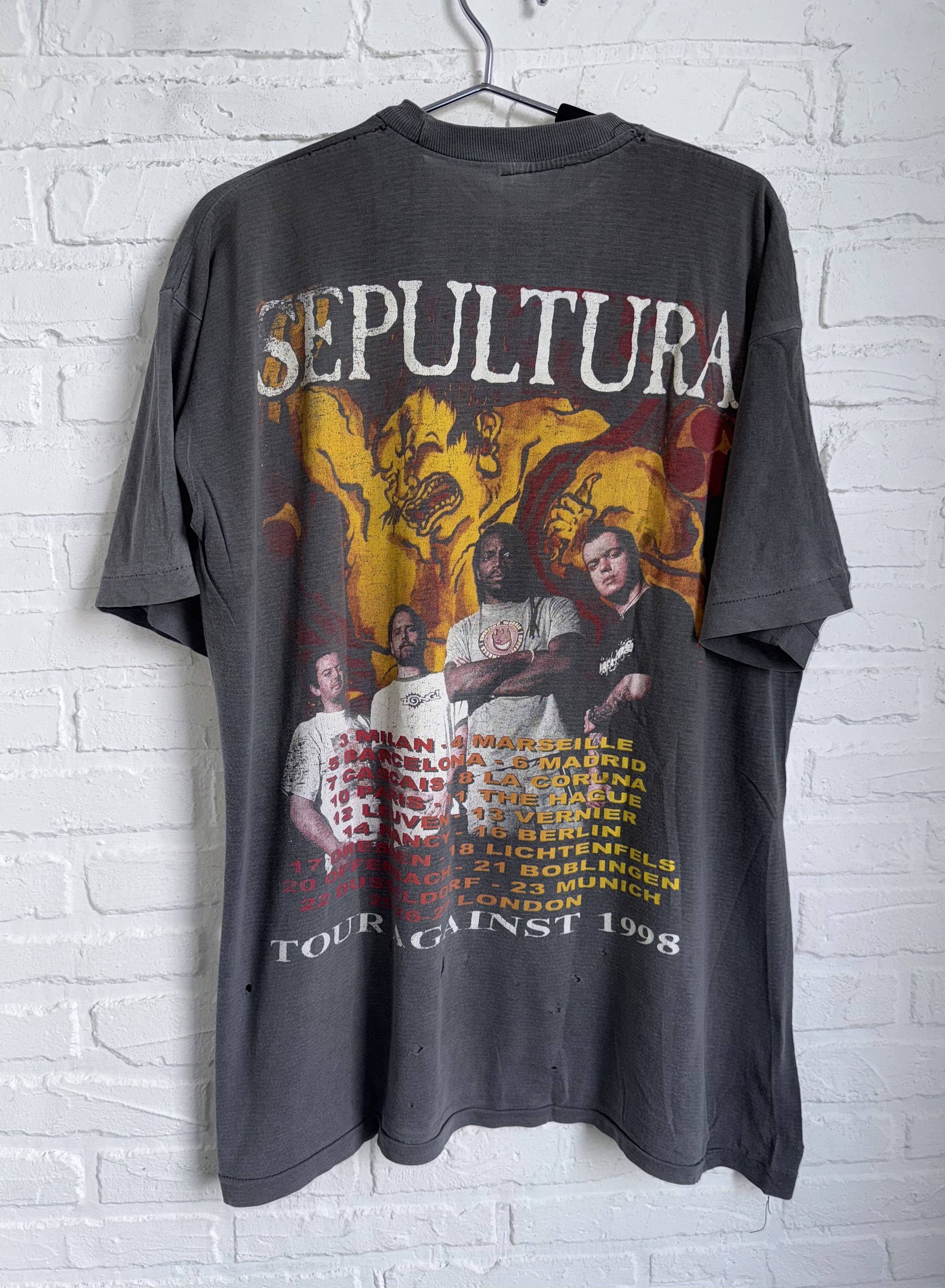 Band Tees RARE Vintage Sepultura Against Europe Tour 1998 t-shirt Size US XL / EU 56 / 4 - 1 Thumbnail