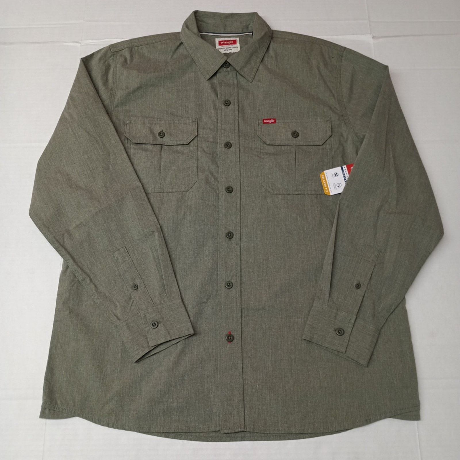 Wrangler Wrangler Big Men's Relaxed Fit Woven Shirt Size L Green Size US L / EU 52-54 / 3 - 1 Thumbnail