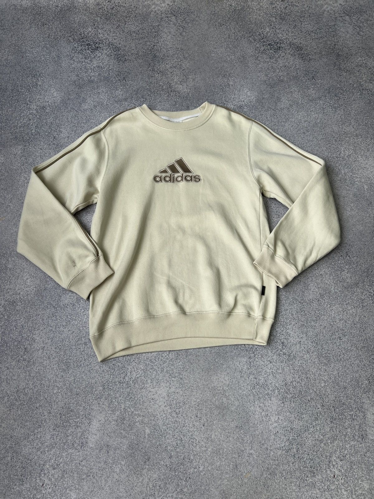 Adidas × Vintage Vintage Adidas 90s style logo sweatshirt Size US M / EU 48-50 / 2 - 5 Thumbnail