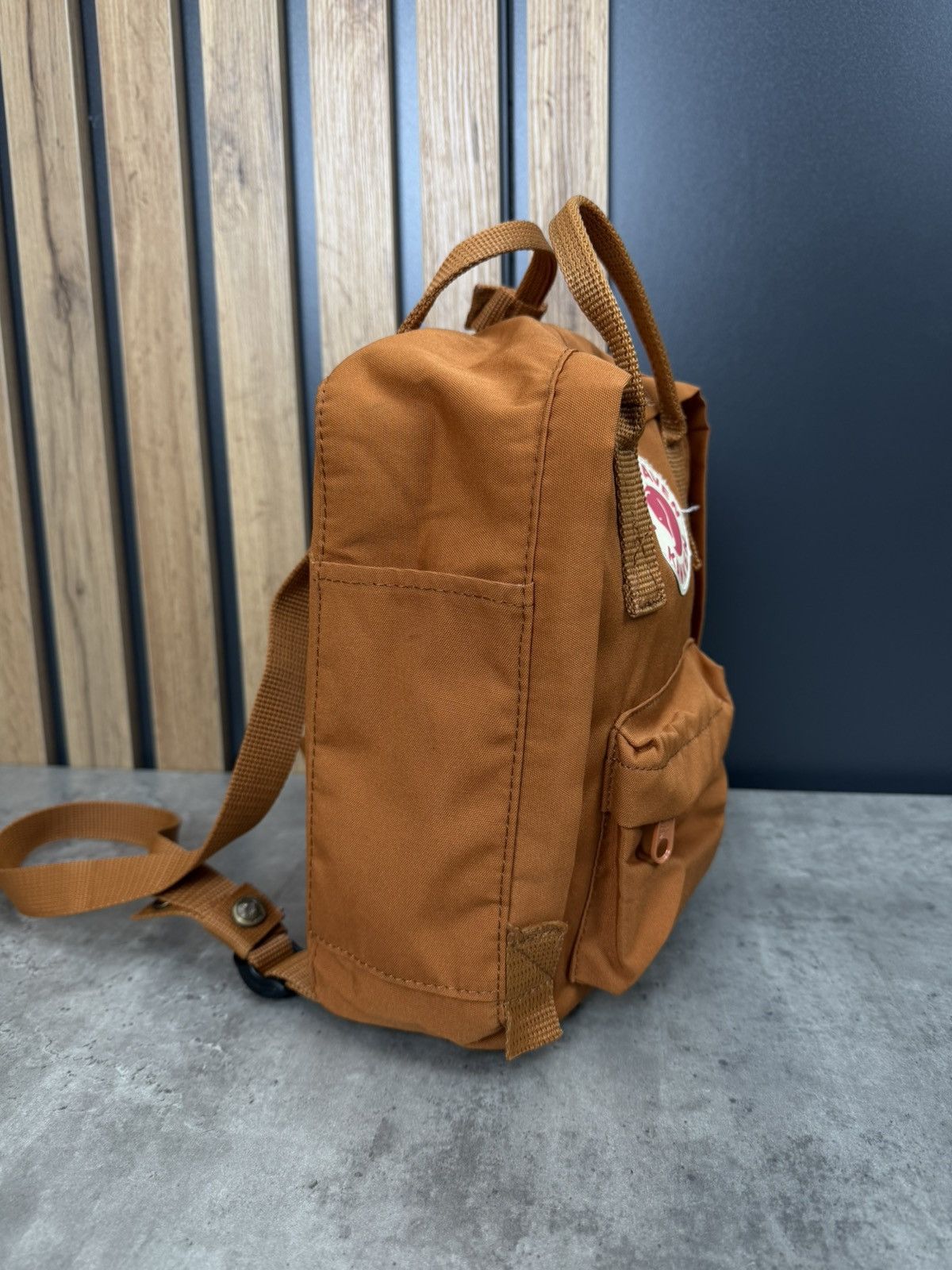 Fjallraven Fjallraben Kanken Mini Backpack Orange/Brown Unisex Size ONE SIZE - 6 Thumbnail