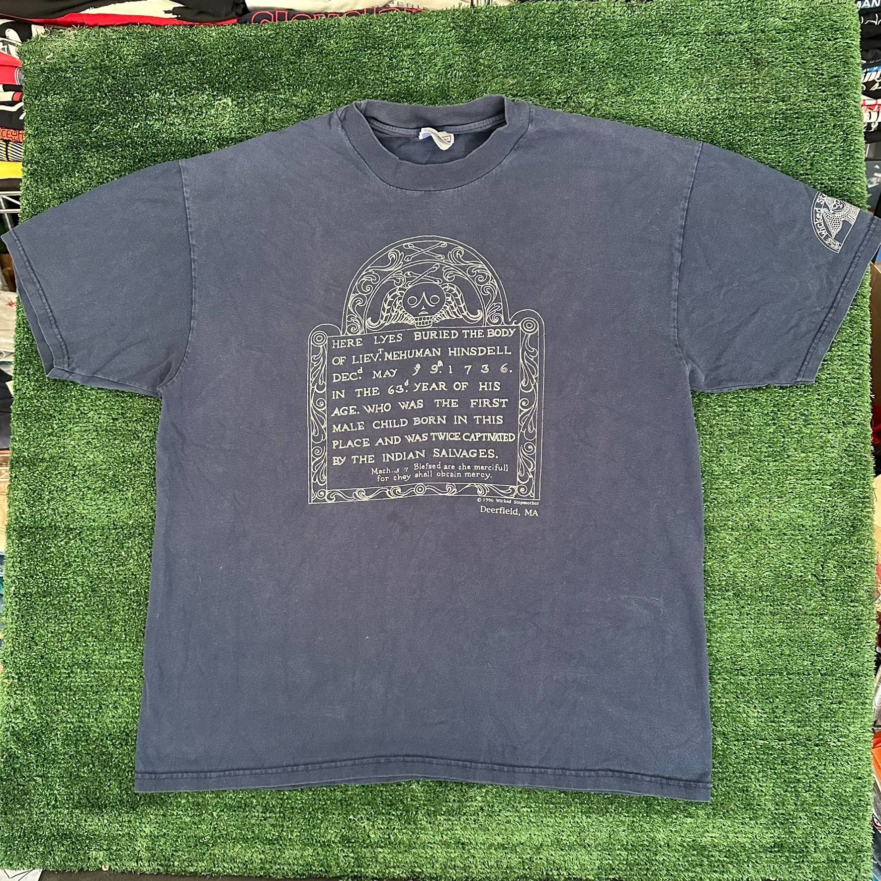 Hanes Vintage 90s Cemetery Graveyard Tombstone T-Shirt Boxy Faded Size US XL / EU 56 / 4 - 1 Thumbnail