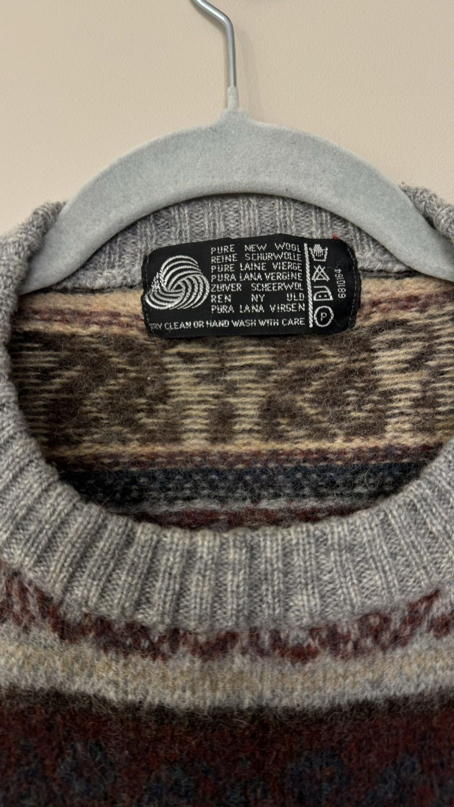 Vintage Wool sweater with elephants vintage rare island style norway Size US S / EU 44-46 / 1 - 3 Thumbnail