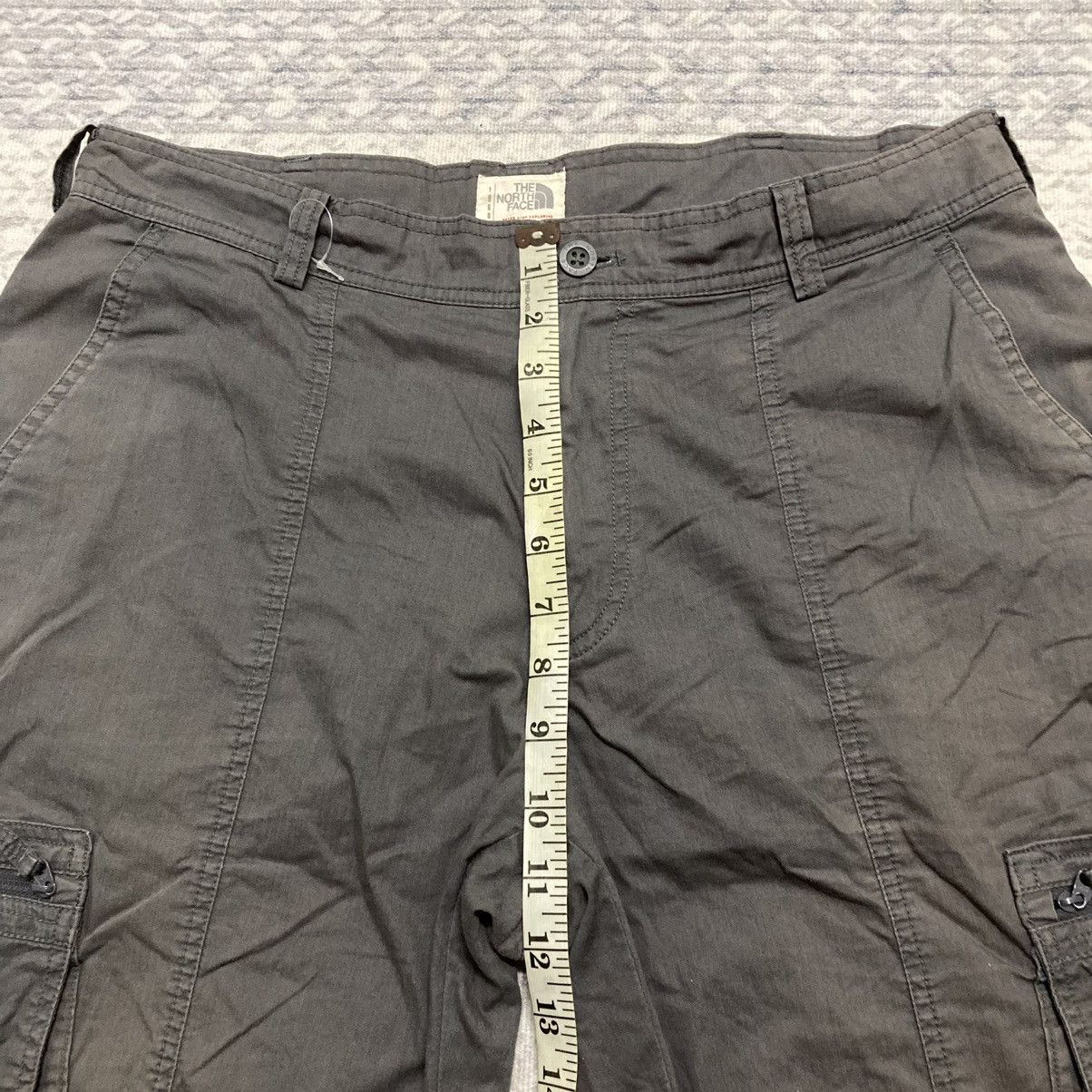 The North Face Faded & Distressed The North Face Tactical Cargo Shorts Size US 32 / EU 48 - 16 Thumbnail
