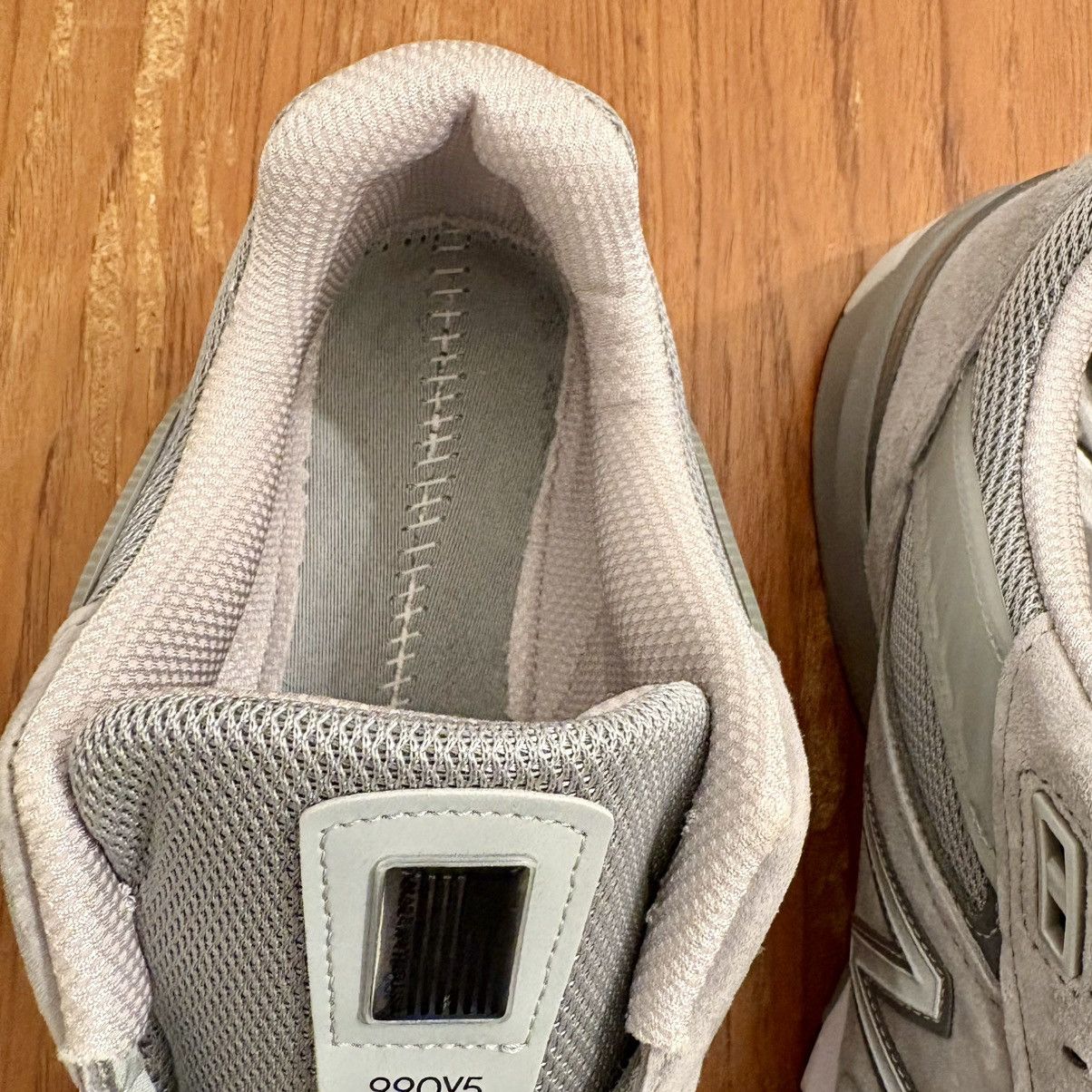 New Balance Men’s New Balance 990v5 in grey! Size 12 2E wide! Size US 12 / EU 45 - 7 Thumbnail