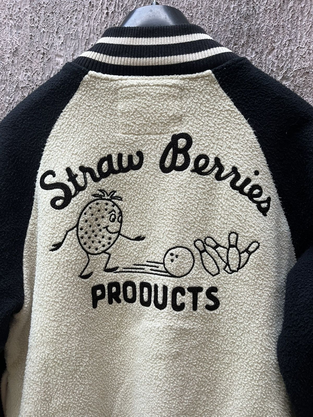 Hysteric Glamour HYSTERIC GLAMOUR Straw Berries Varsity Size US M / EU 48-50 / 2 - 3 Thumbnail