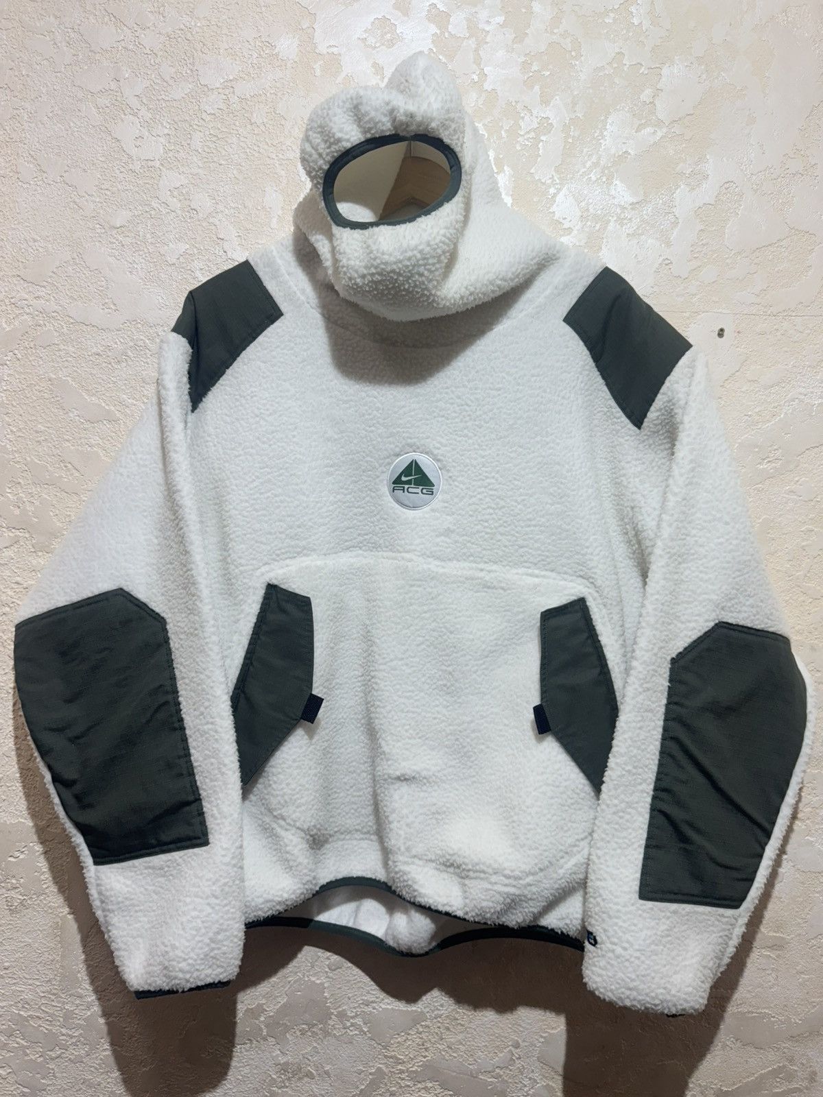 Vintage Nike ACG Ninja Hoodie Size M-XL