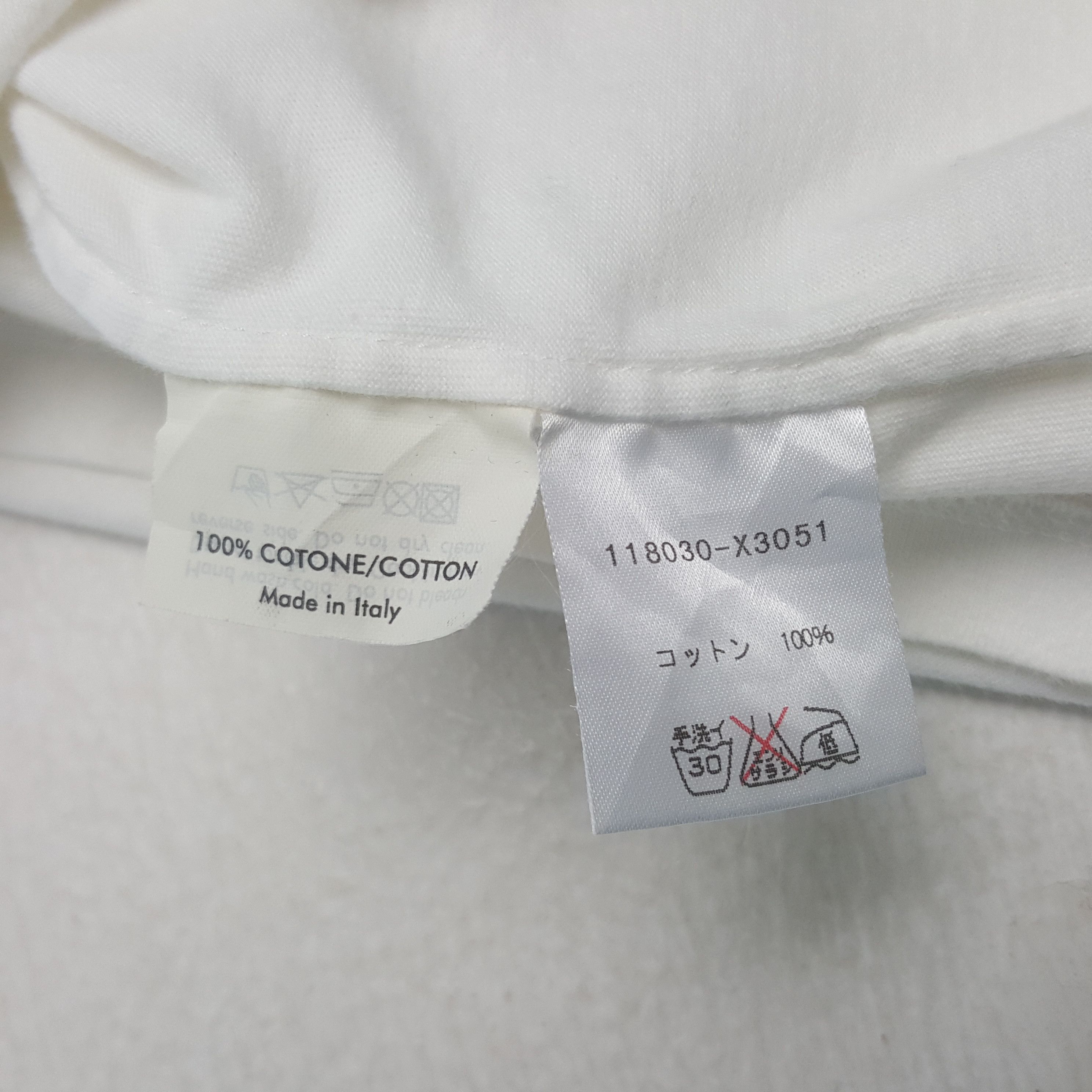 Yves Saint Laurent Vintage Yves Saint Laurent Pour Homme Italy Tshirt Size XS / US 0-2 / IT 36-38 - 6 Thumbnail