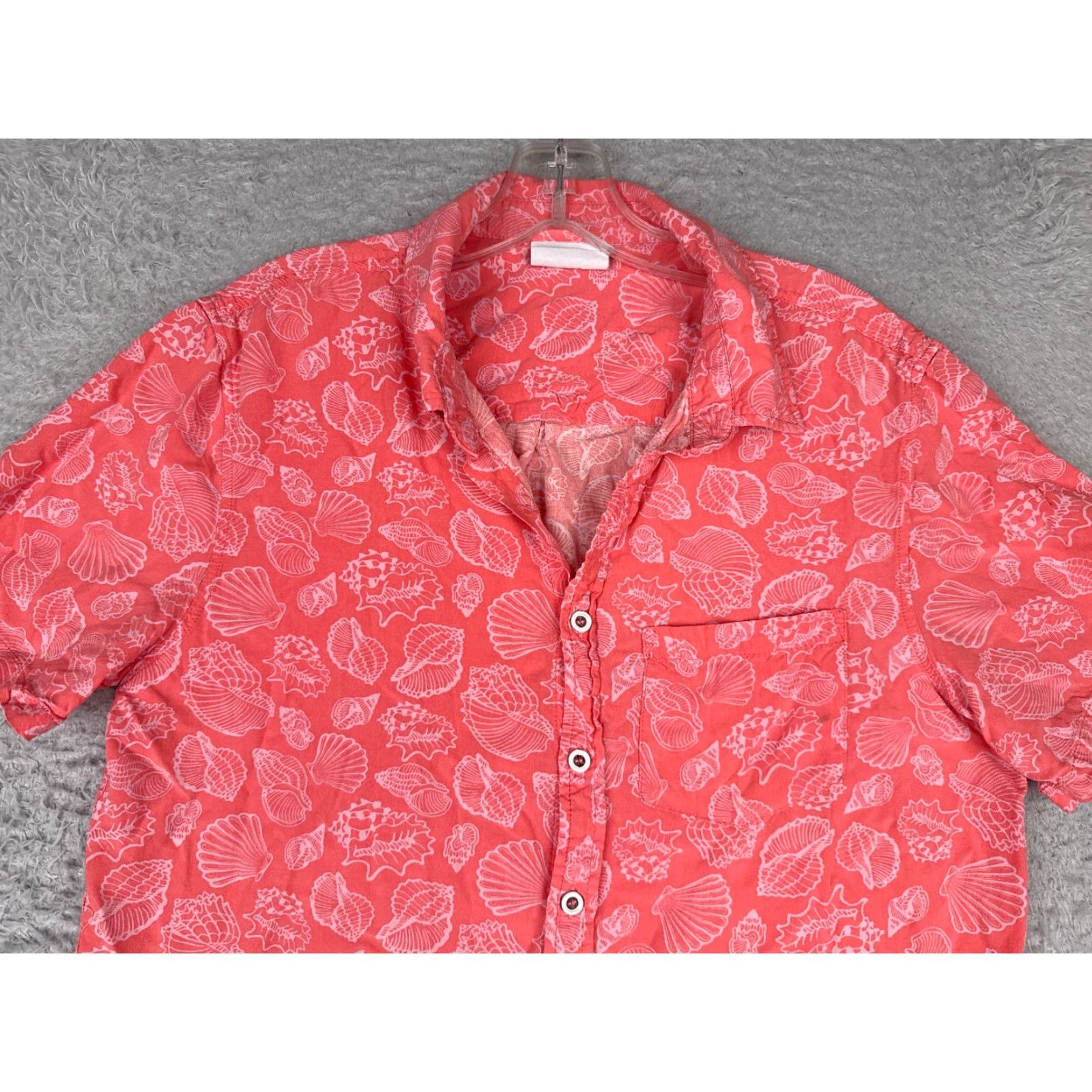 Vintage Cove Shirt Men M Pink White Seashells 100% Rayon Button Up Pocket Hawaiian Logo: Resort Vacation Luau Aloha American Geometric Short Sleeve Size US M / EU 48-50 / 2 - 4 Thumbnail