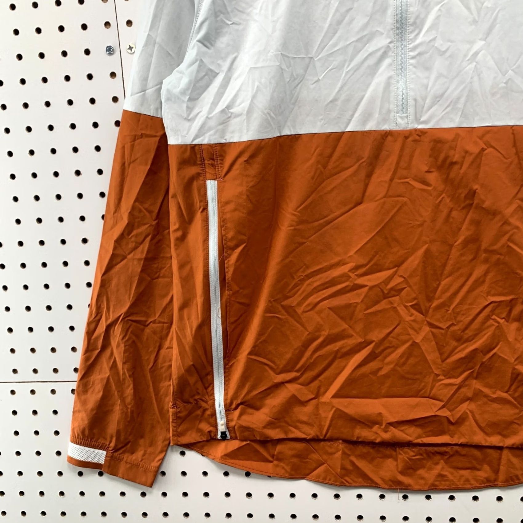 Nike Nike Windbreaker 1/2 Zip Small Pullover White Orange Long Sleeve Collared Mens S Modern Nike Dri-FIT Pullover Windbreaker Size US S / EU 44-46 / 1 - 5 Thumbnail