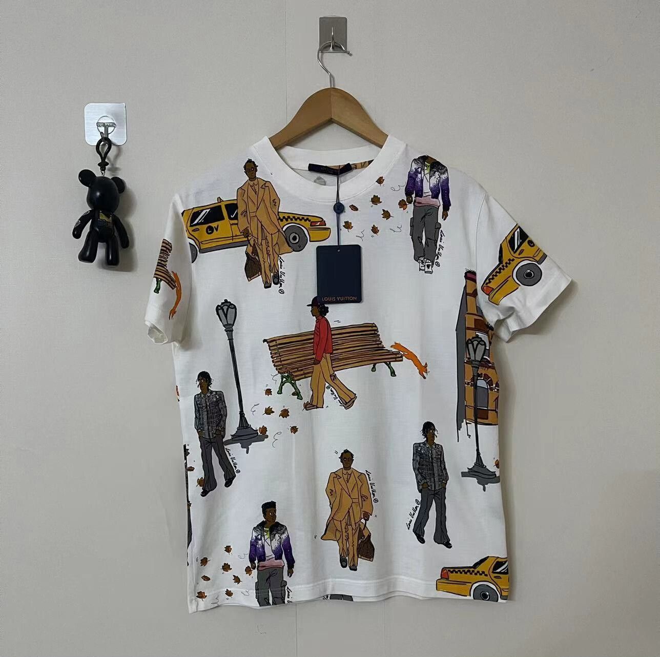Louis Vuitton louis vuitton short sleeve t-shirt Size US S / EU 44-46 / 1 - 1 Thumbnail