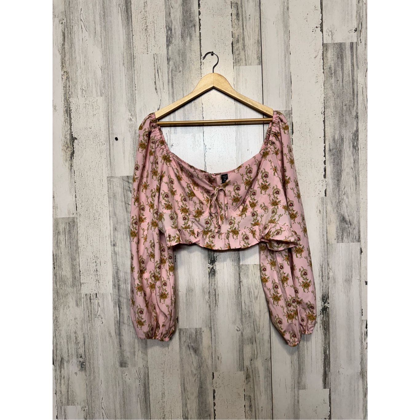 Other Curve Pink Floral Long Sleeve Crop Top 4XL – Puff Sleeve Boh Size 4XL / US 24-26 - 1 Thumbnail