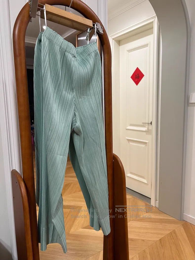 Issey Miyake Issey Miyake Fresh Green Pleated Pants Size 25" / US 0 / IT 36 - 3 Thumbnail