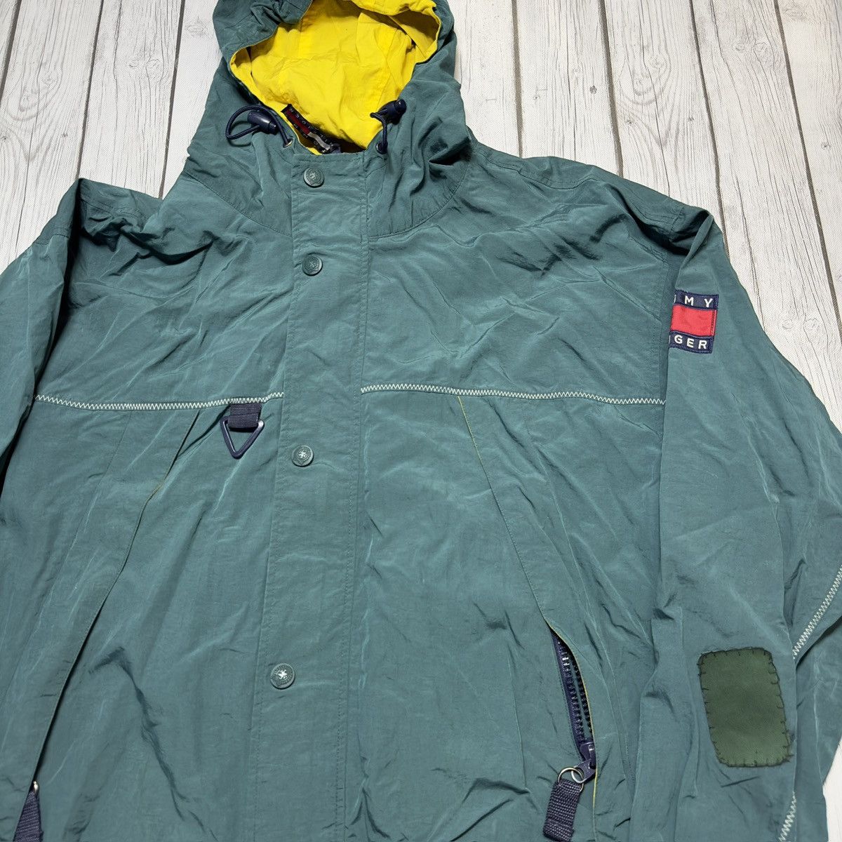 Tommy Hilfiger × Vintage Vintage Tommy Hilfiger jacket Size US L / EU 52-54 / 3 - 3 Thumbnail