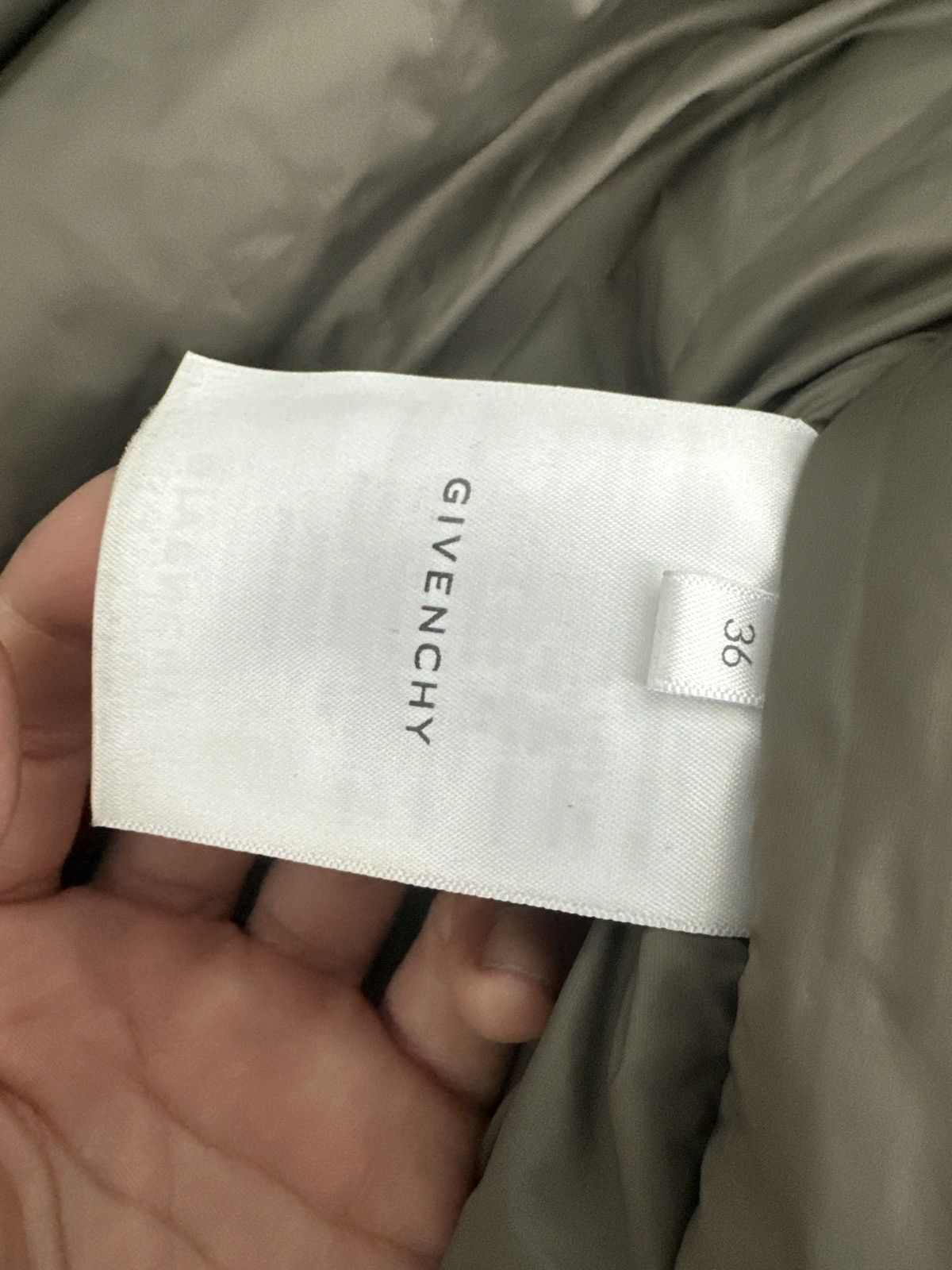 Givenchy Givenchy oversized bomber runway spring23 Size US M / EU 48-50 / 2 - 10 Thumbnail