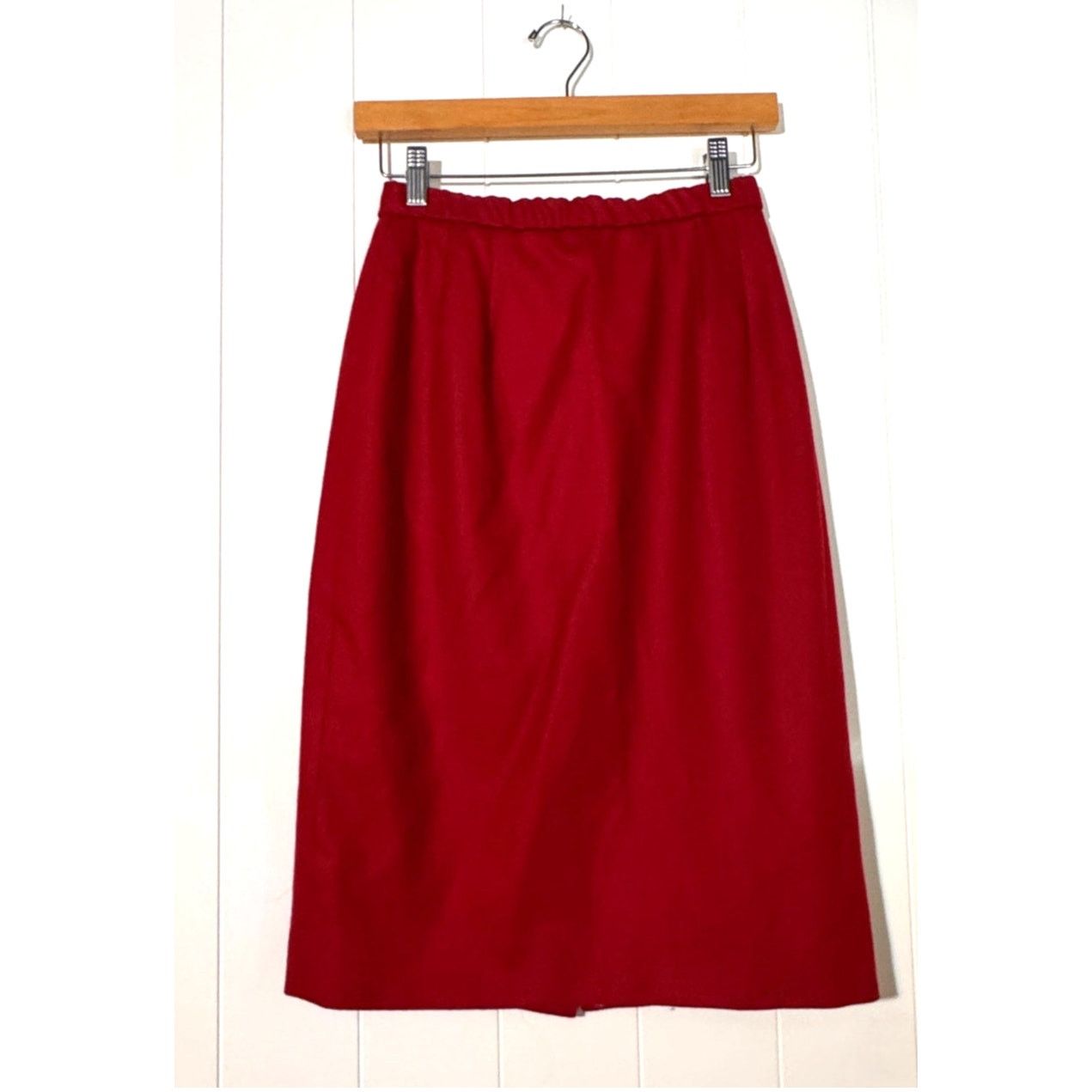 Pendleton Pendleton Skirt Womens Size 8 Petite Virgin Wool Red Size 30" / US 8 / IT 44 - 1 Thumbnail