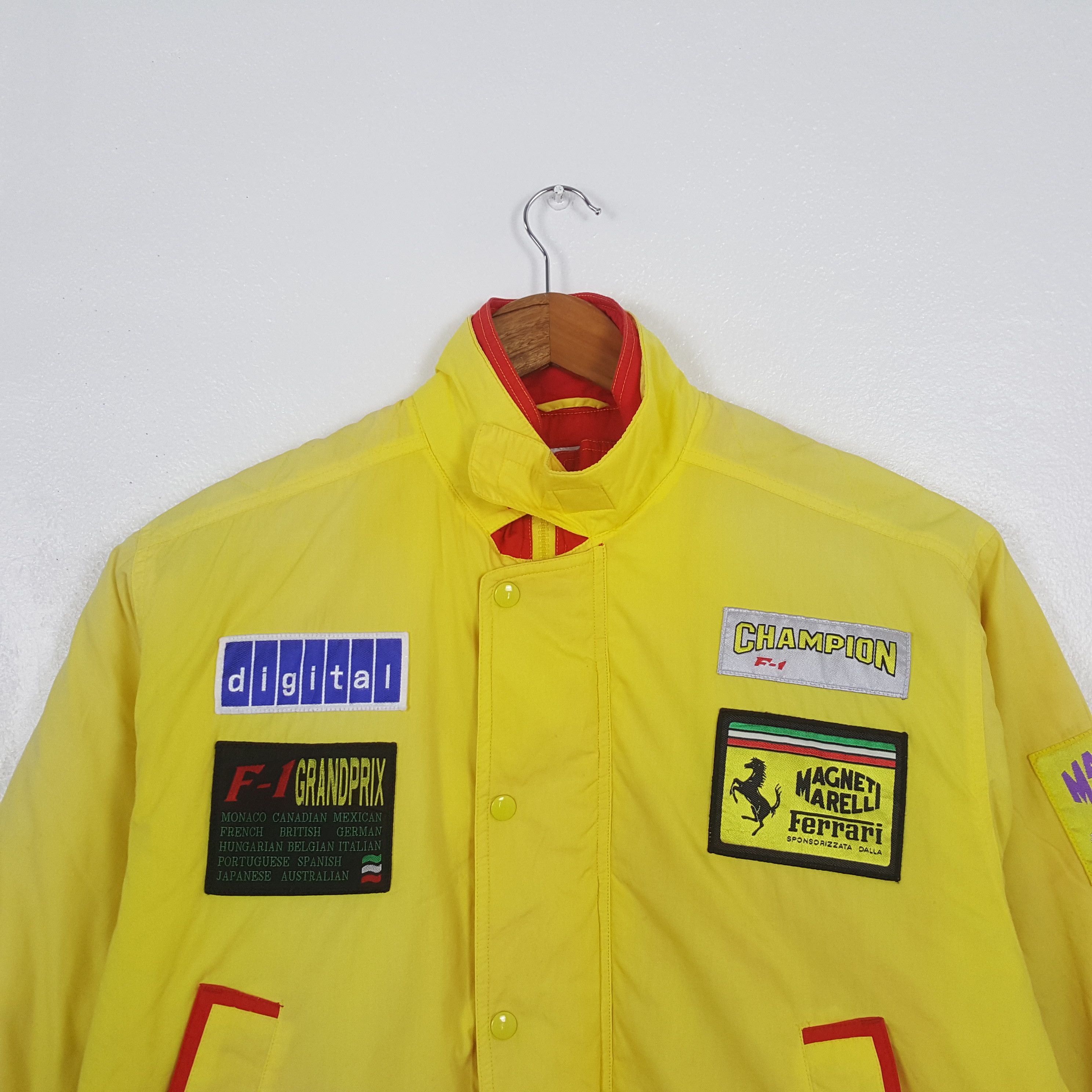 Ferrari Vintage Magneti Marelli Ferrari Formula One Jacket C315N22 Size US XL / EU 56 / 4 - 2 Thumbnail
