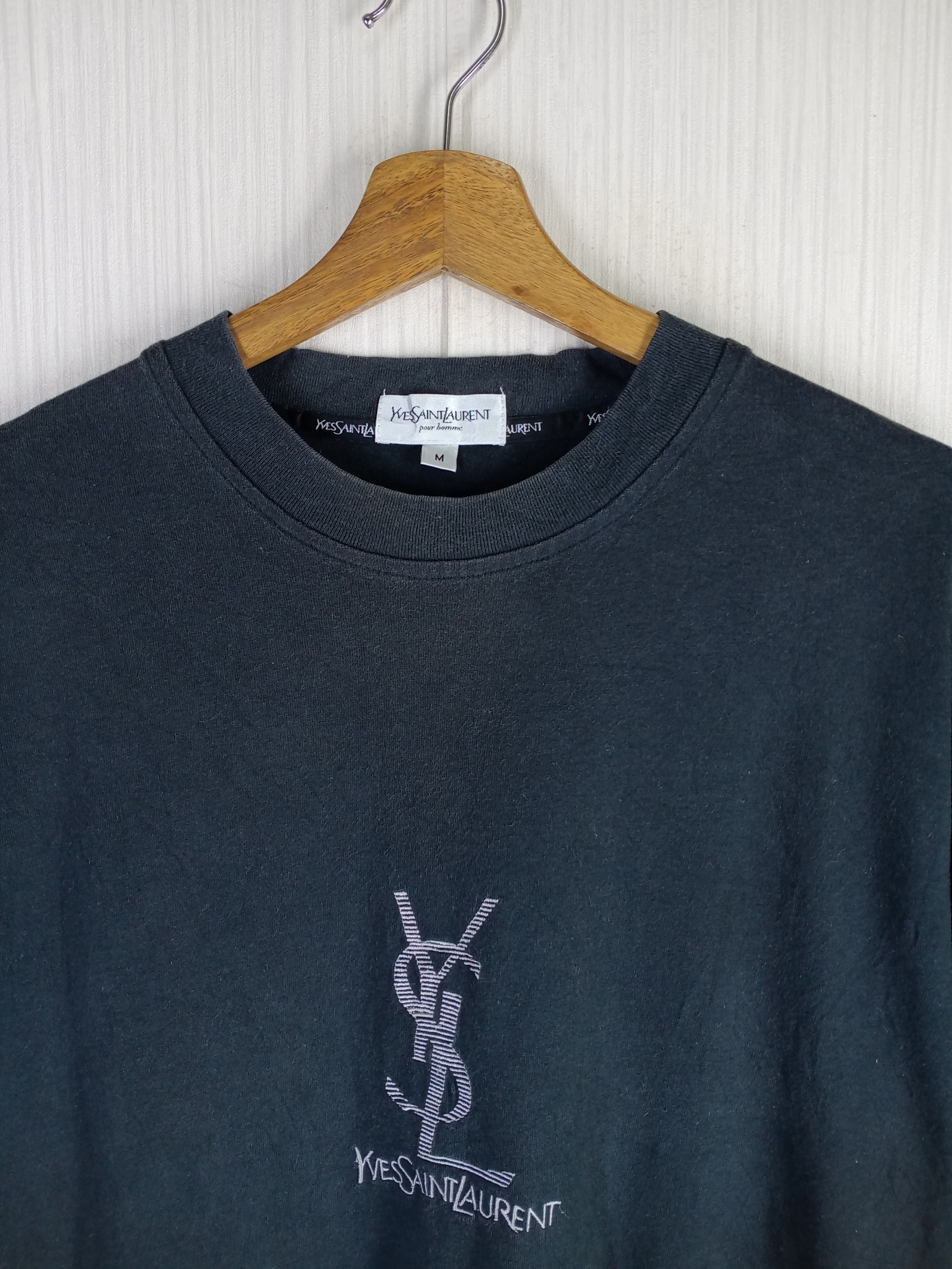 Yves Saint Laurent Rare Vintage Yves Saint Laurent Embroidery Logo Tee Size US M / EU 48-50 / 2 - 3 Thumbnail