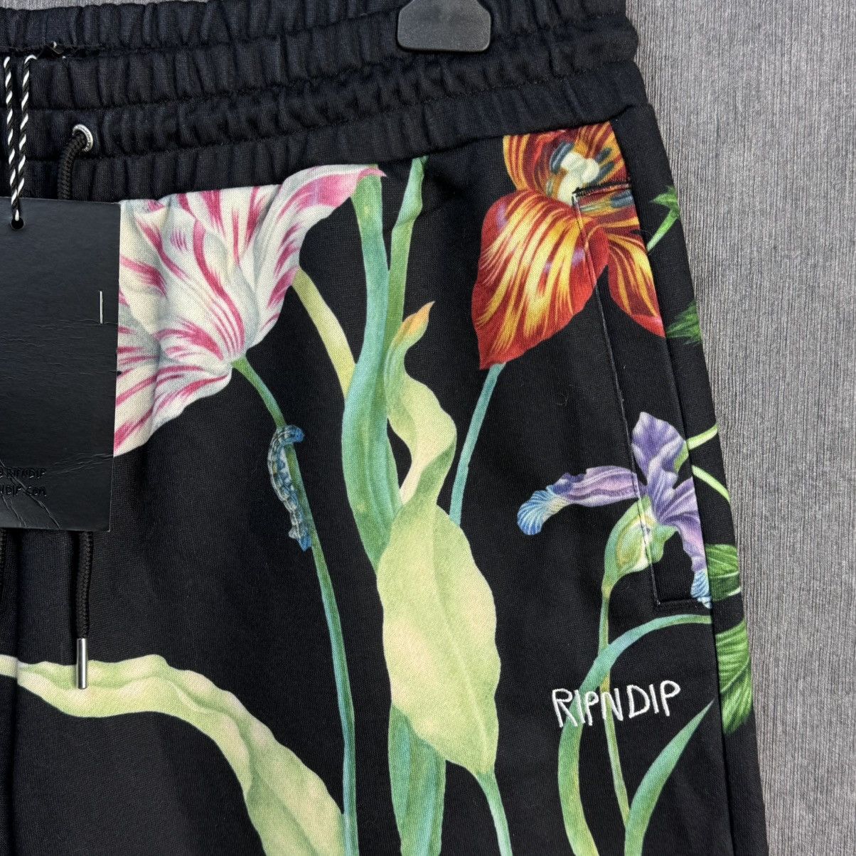 RIPNDIP Ripndip shorts floral print New Size US 35 - 5 Thumbnail