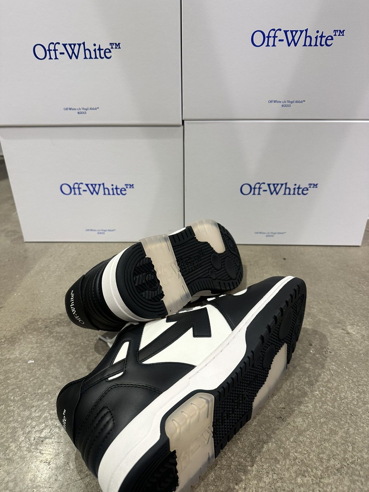 Off-White OFF-WHITE - Out of Office White Black Sneakers Size US 11 / EU 44 - 5 Thumbnail