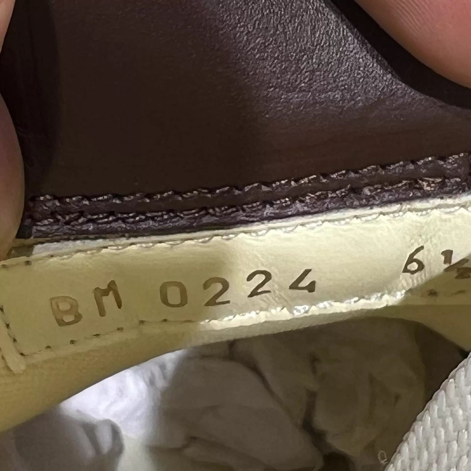 Louis Vuitton LV Trainer White & Brown UK6.5/40.5 YH26121 Size US 7.5 / EU 40-41 - 8 Thumbnail