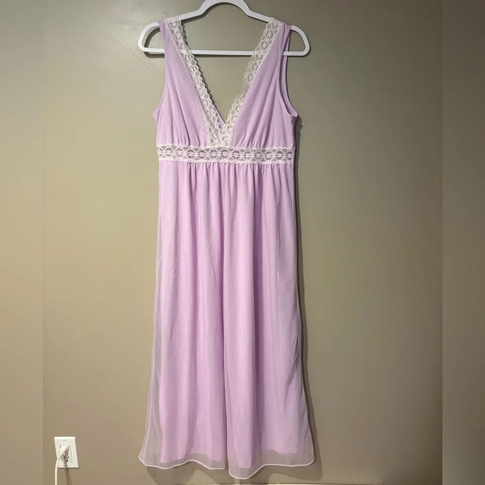 Vintage vintage floor length sheer lace trim princess slip dress Size M / US 6-8 / IT 42-44 - 1 Thumbnail