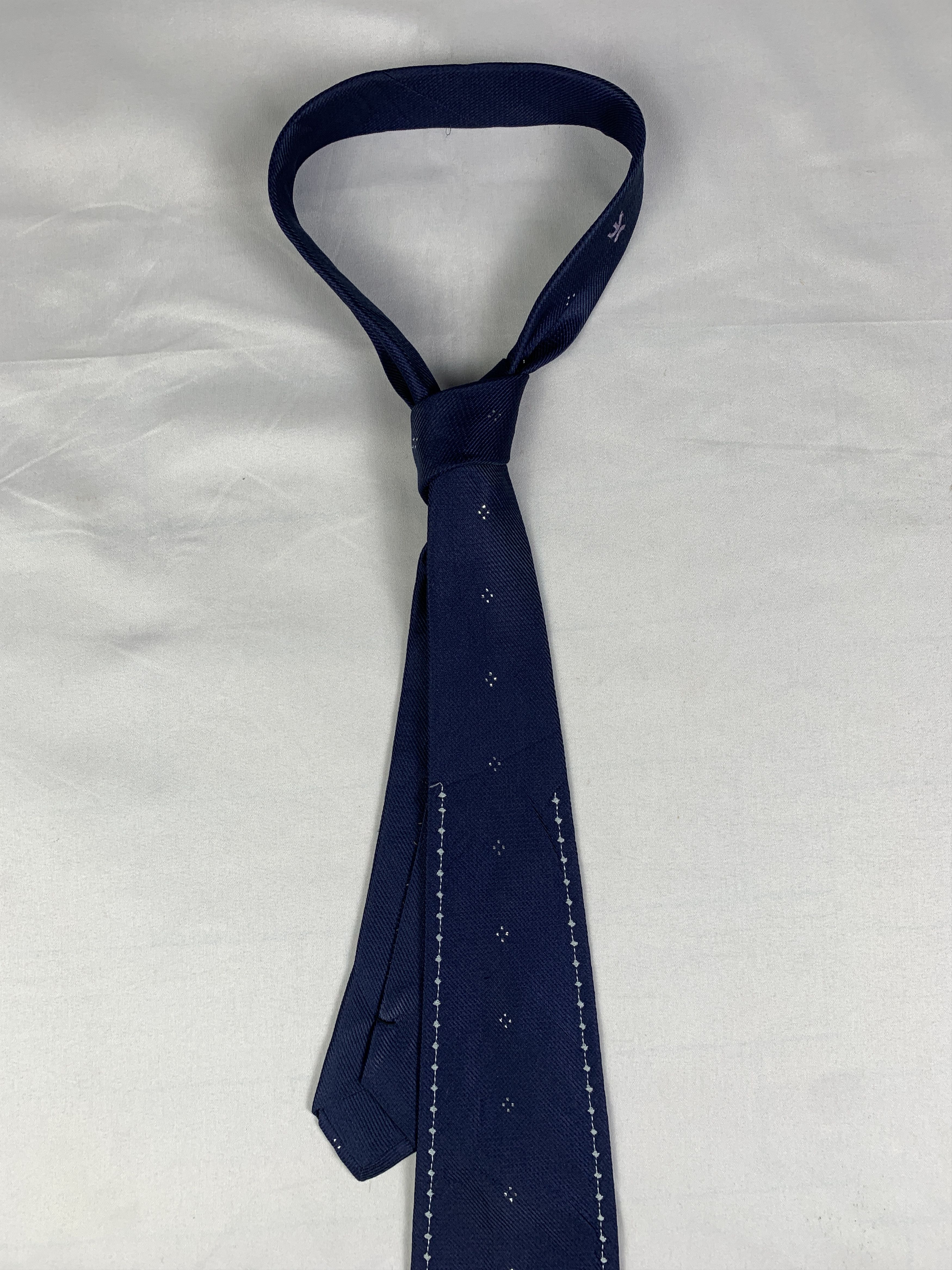 Perry Ellis 2000s Perry Ellis Navy Silver Accents Tie (OSFA) Size ONE SIZE - 5 Thumbnail