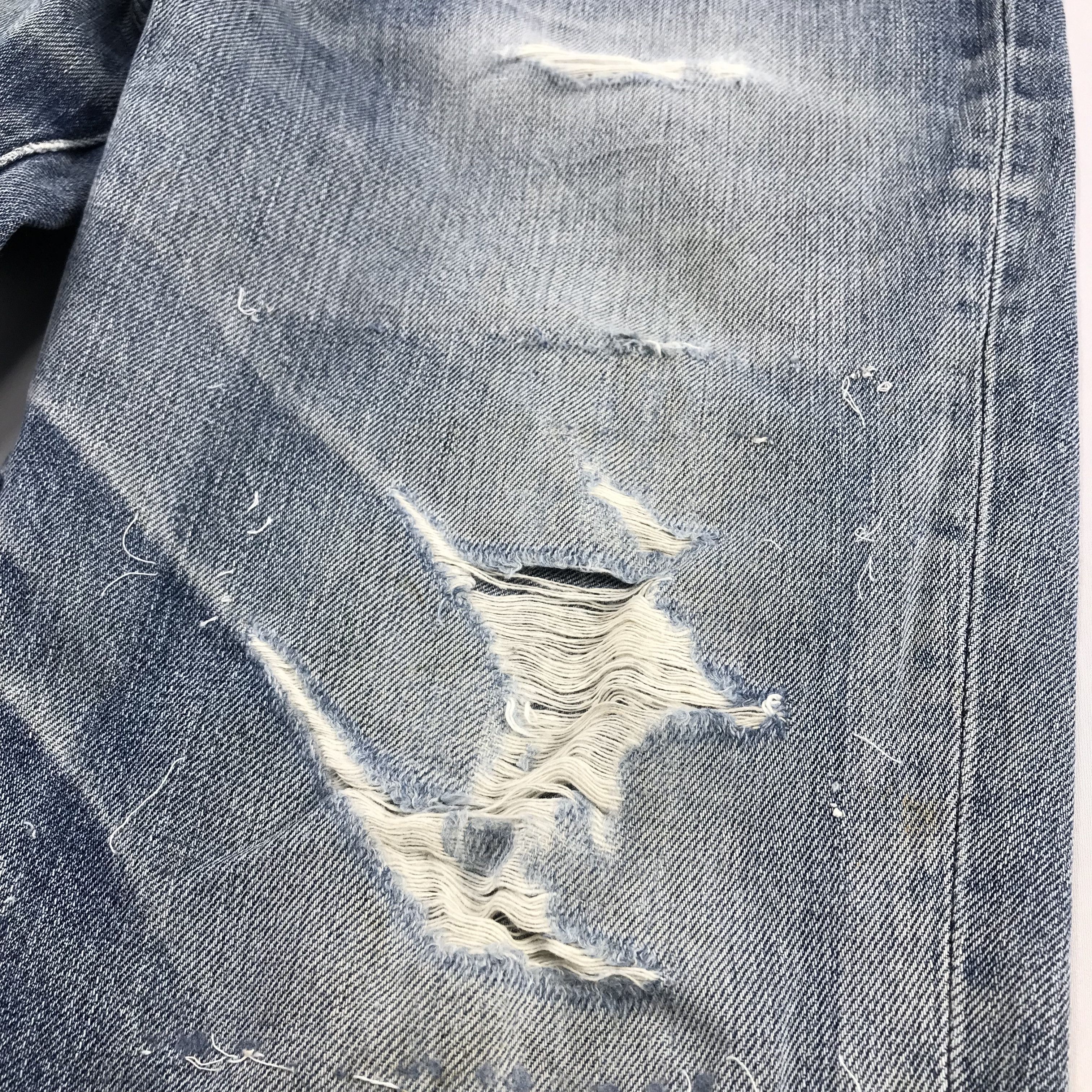 Levi's Vintage Levis 517 Bootcut Jean Distressed Faded Denim KJ3467 Size US 36 / EU 52 - 13 Thumbnail