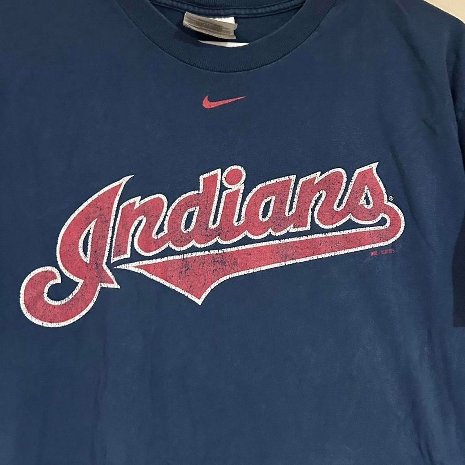 Nike 2005 Nike Cleveland Indians Center Swoosh Shirt Size US M / EU 48-50 / 2 - 2 Thumbnail