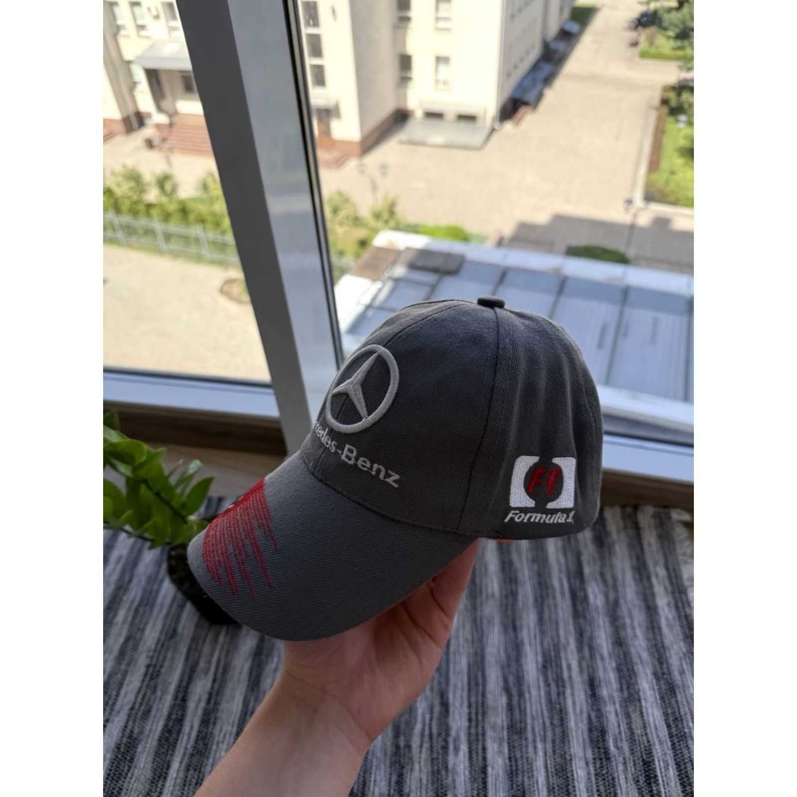 Mercedes-Benz VINTAGE Mercedes-Benz Snapback Cap Gray One Size Racing 90s Formula 1 Mens Boys Cap Size ONE SIZE - 2 Thumbnail