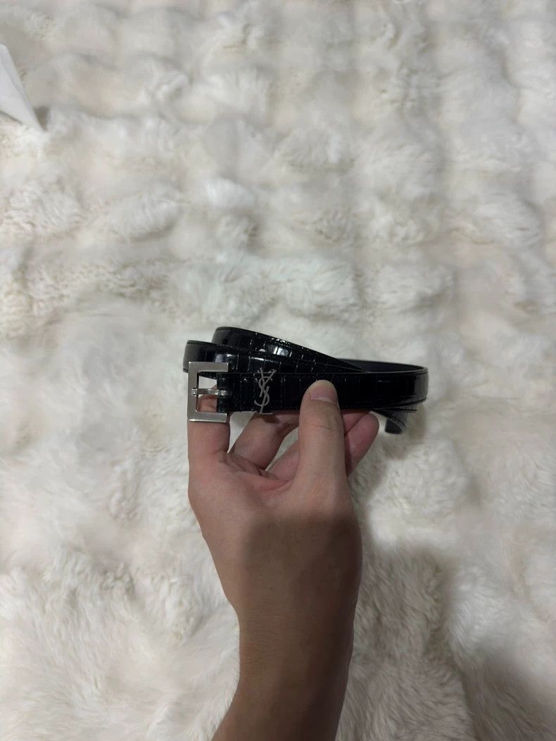 Saint Laurent Paris Saint laurent paris Black silver logo embossed leather belt Size ONE SIZE - 2 Thumbnail