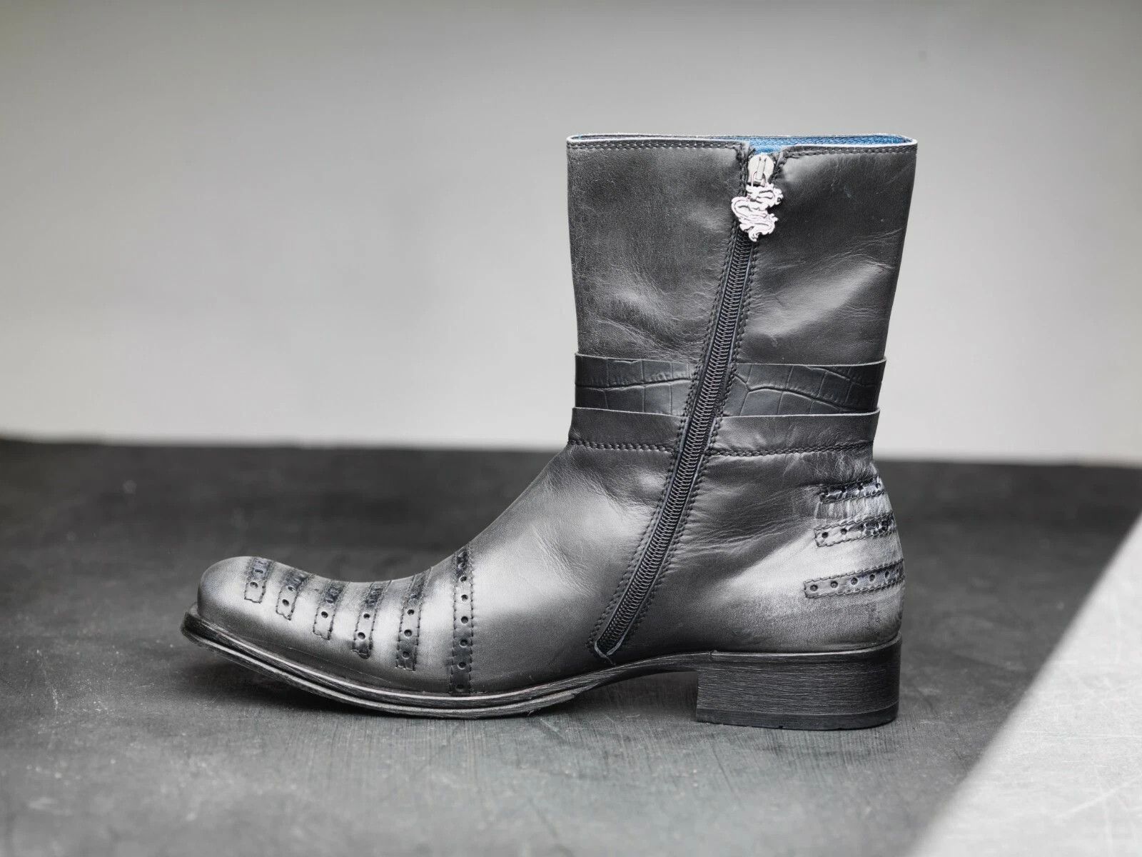 Mark Nason NEW! Mark Nason LELAND Dragon Rock Boots Distressed Gray Size US 8.5 / EU 41-42 - 5 Thumbnail