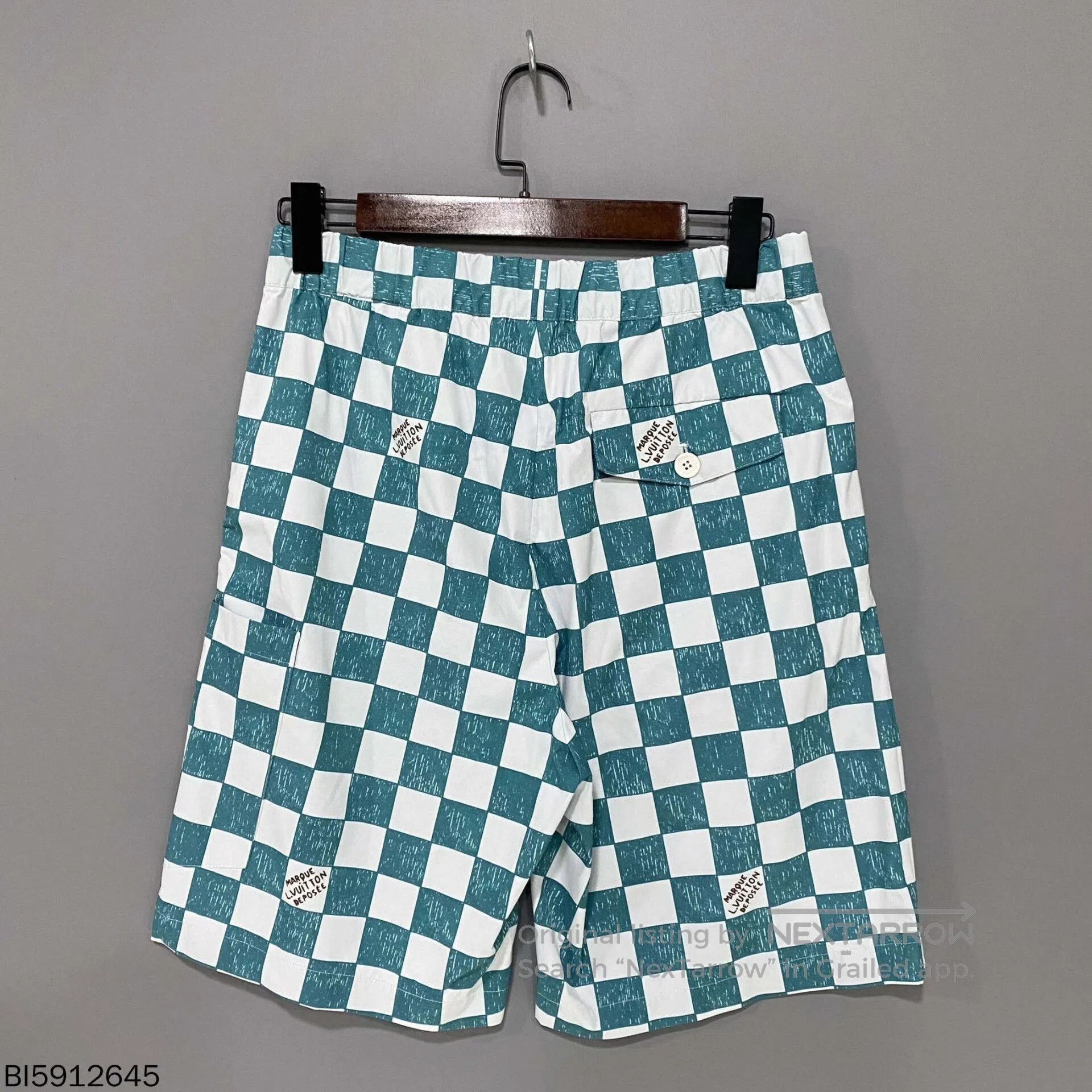 Louis Vuitton white and green checkered Louis Vuitton shorts. Size US 40 / EU 56 - 3 Thumbnail