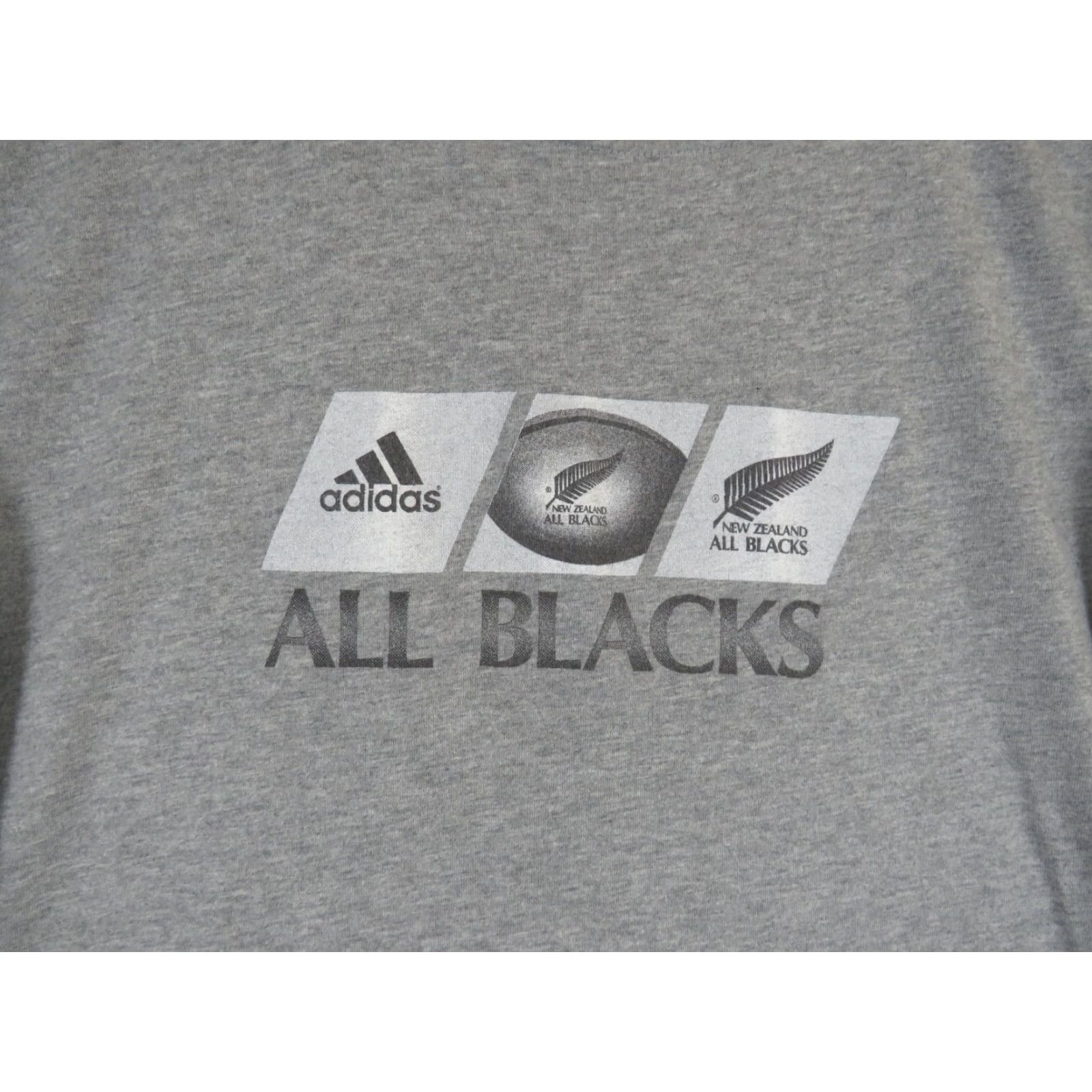 Adidas Adidas ALL BLACKS Rugby New Zealand Sportswear Shoes Gray L Adult VTG T-Shirt Size US L / EU 52-54 / 3 - 2 Thumbnail