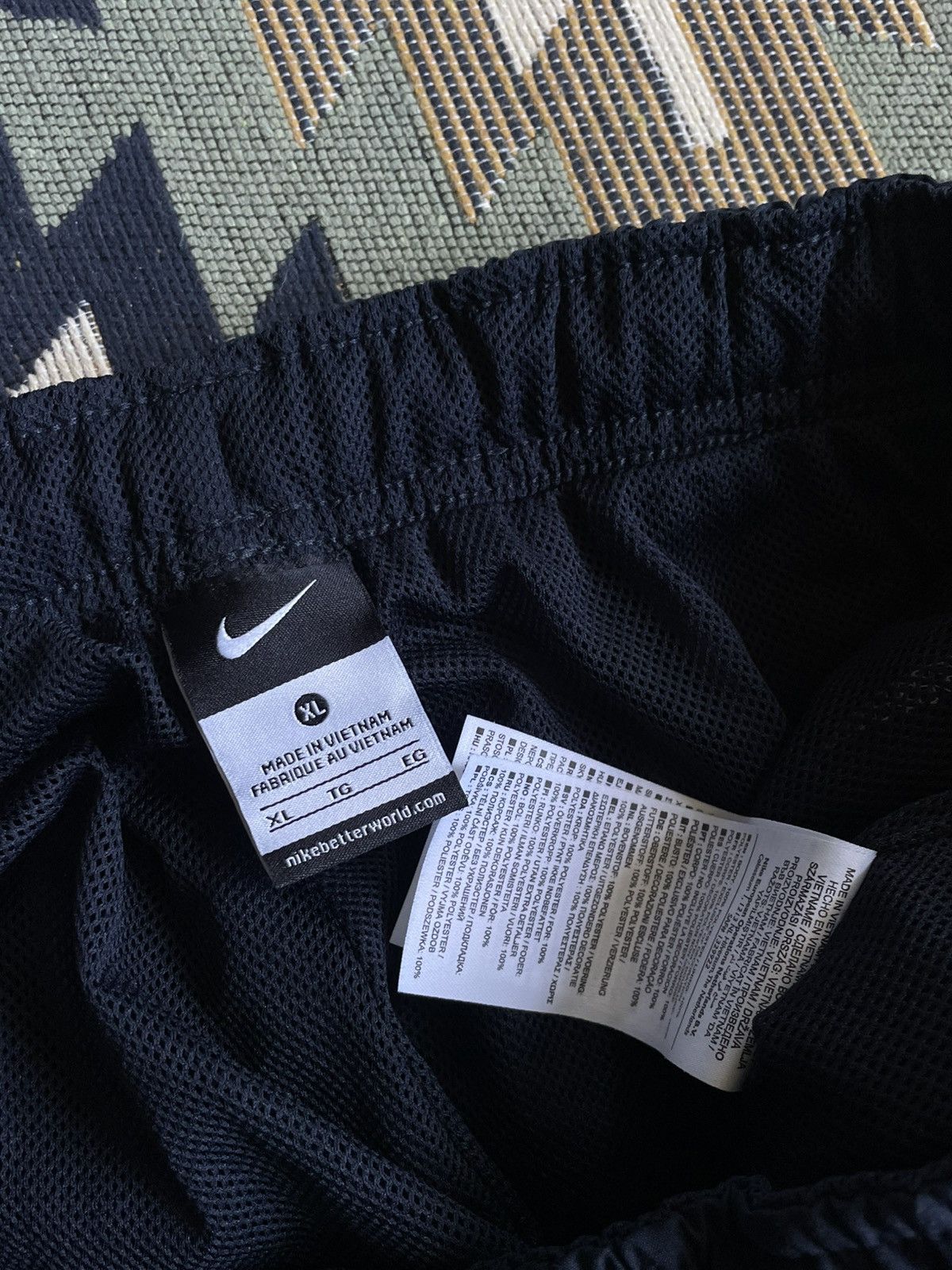 Vintage Vintage Nike Nylon Logo Swoosh Drill Y2K Track Pants Size US 36 / EU 52 - 8 Thumbnail