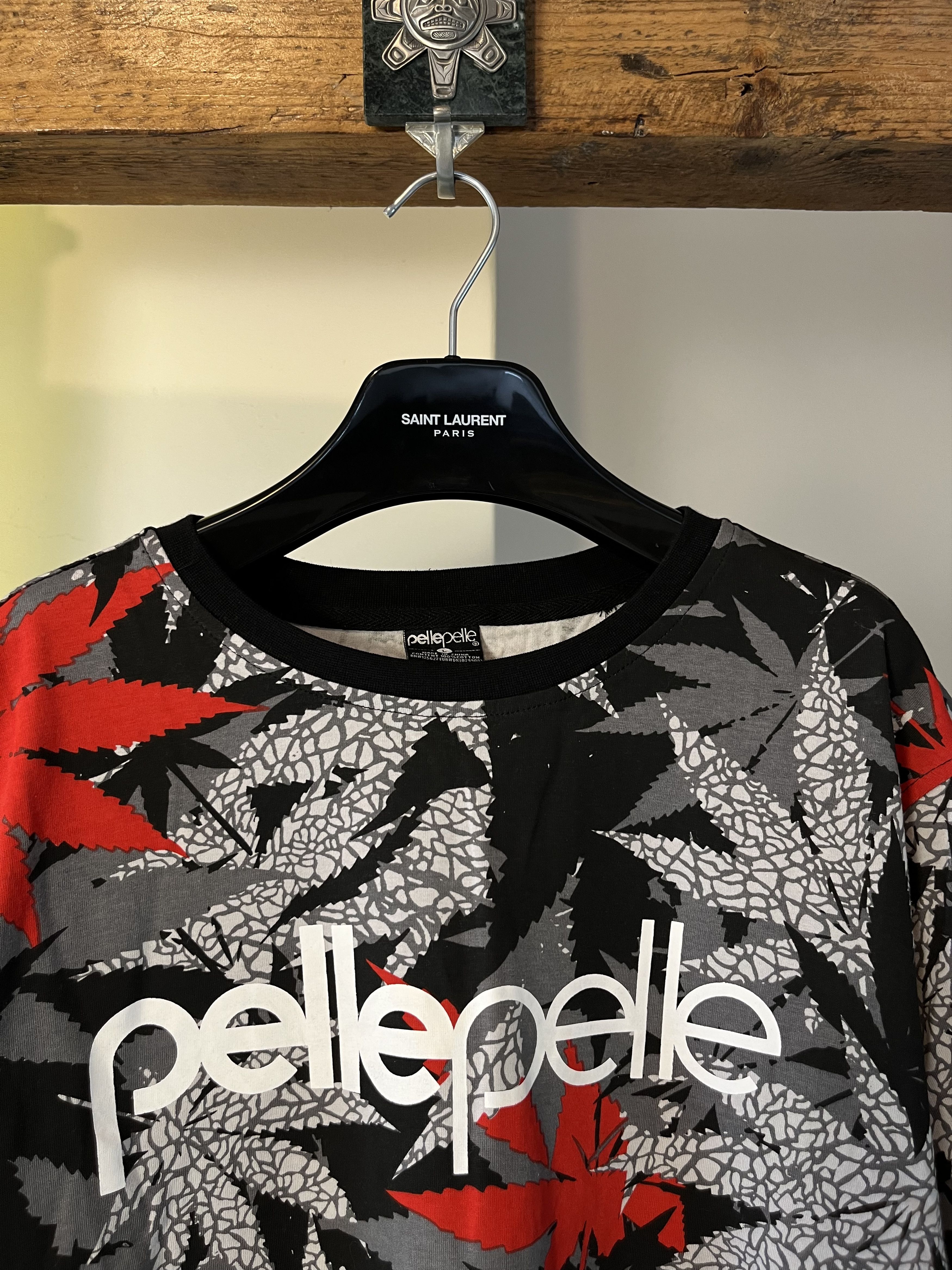 Pelle Pelle Pelle Pelle Marijuana Leaf 420 AOP y2k Size US L / EU 52-54 / 3 - 3 Thumbnail